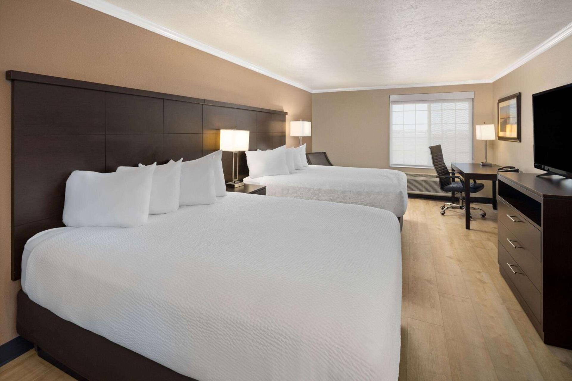 Ramada by Wyndham Moses Lake photo 18