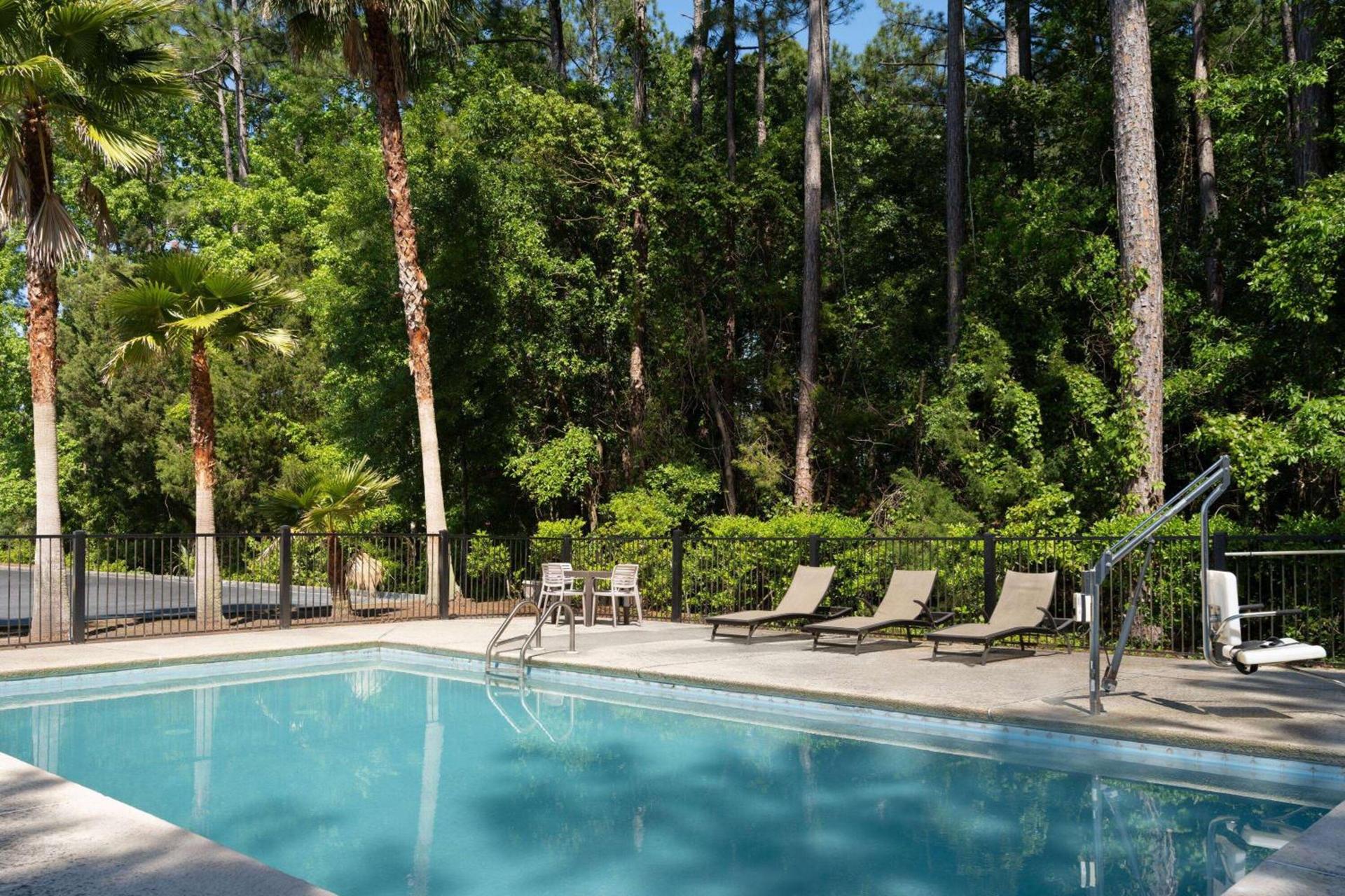 Baymont by Wyndham Kingsland photo 9