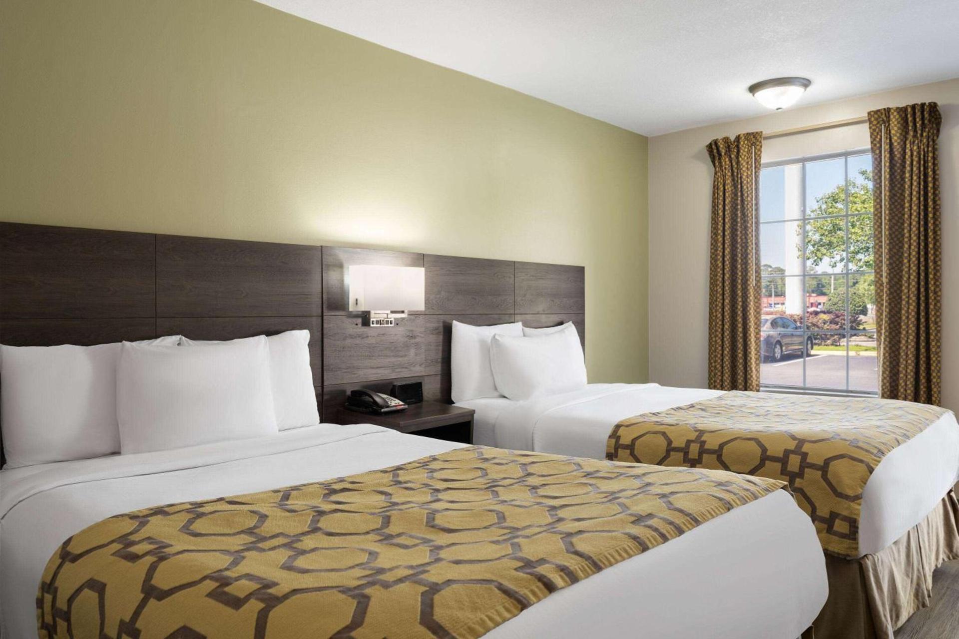 Baymont by Wyndham Kingsland photo 3