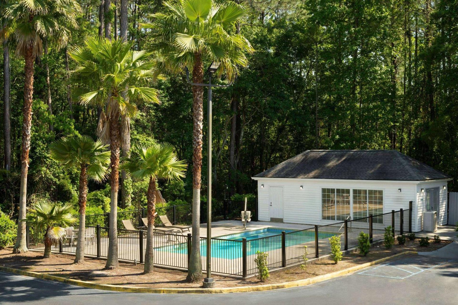 Baymont by Wyndham Kingsland photo 10