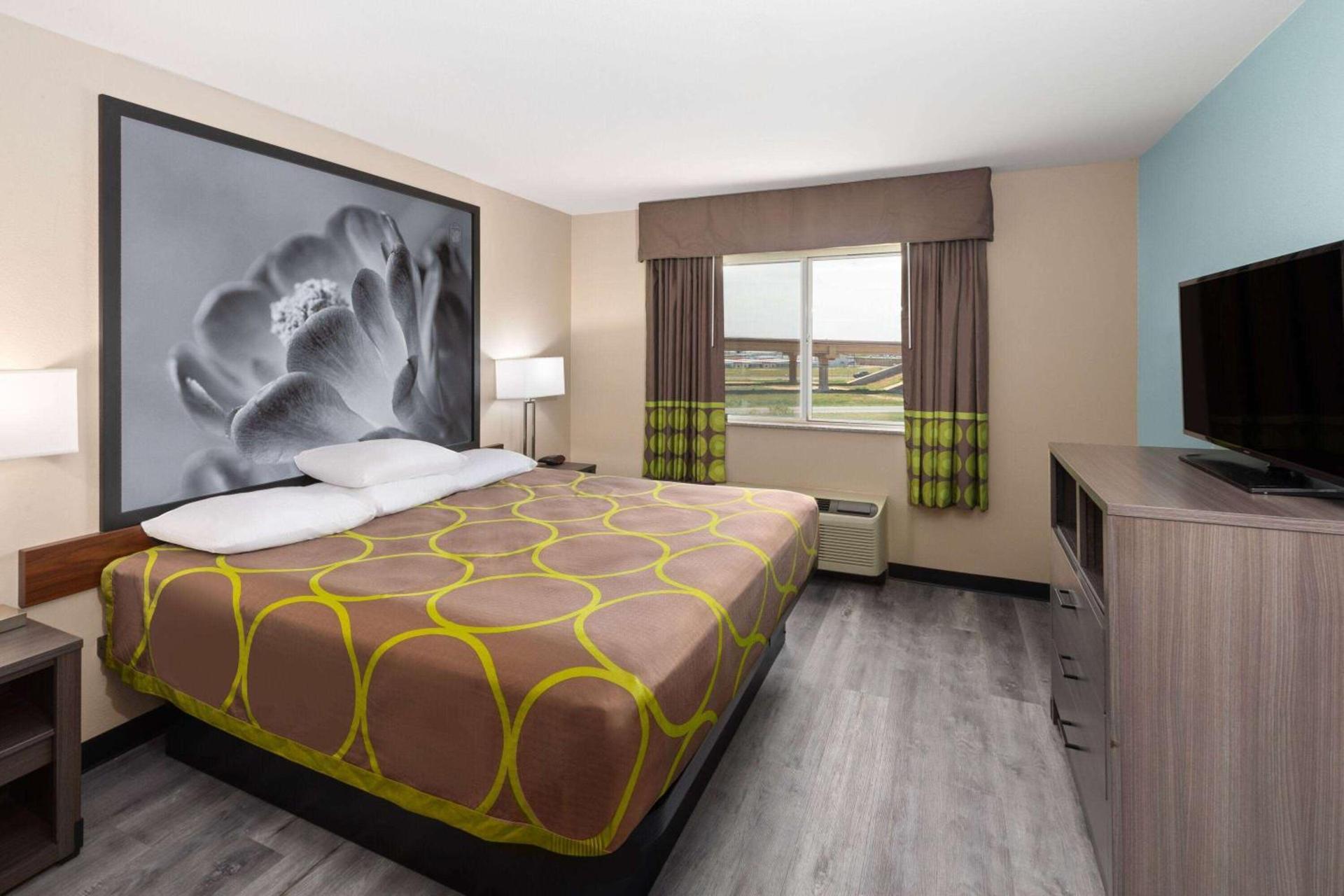 Super 8 by Wyndham Lubbock West photo 28