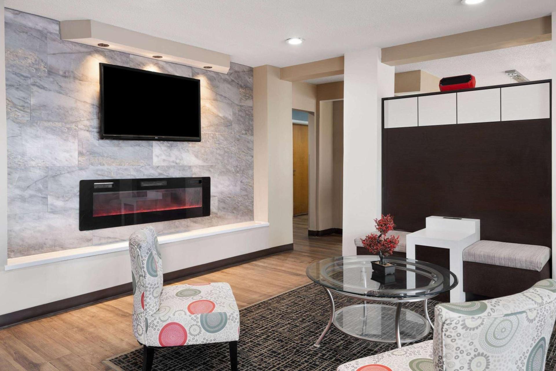 Baymont by Wyndham Boardman photo 4
