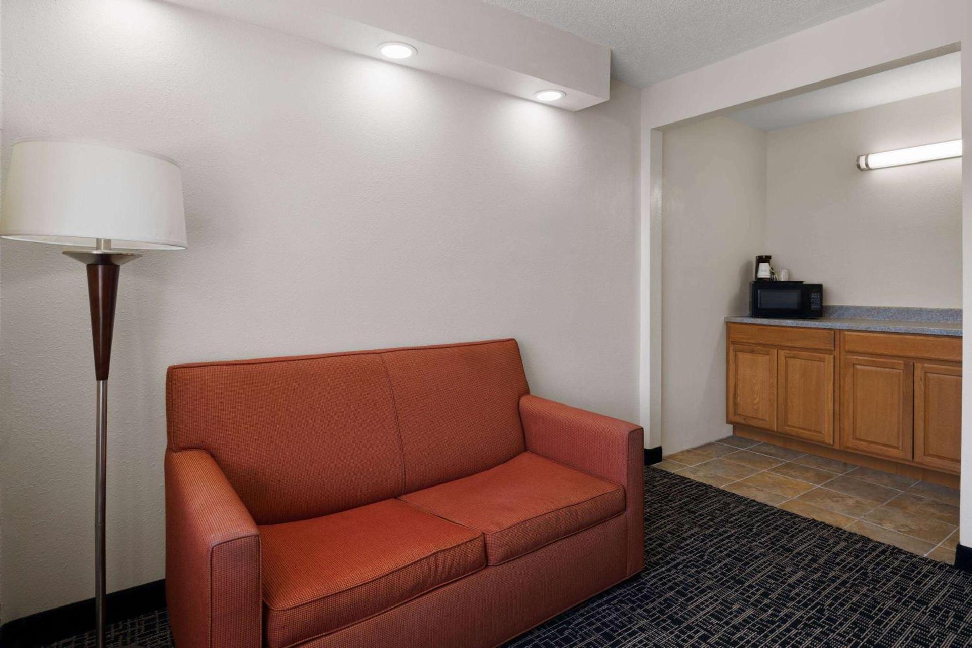Baymont by Wyndham Boardman photo 27