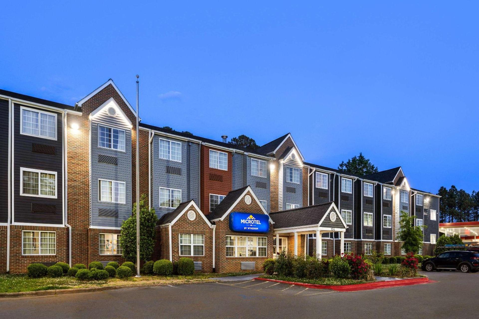 Microtel Inn by Wyndham Raleigh-Durham Airport photo 3