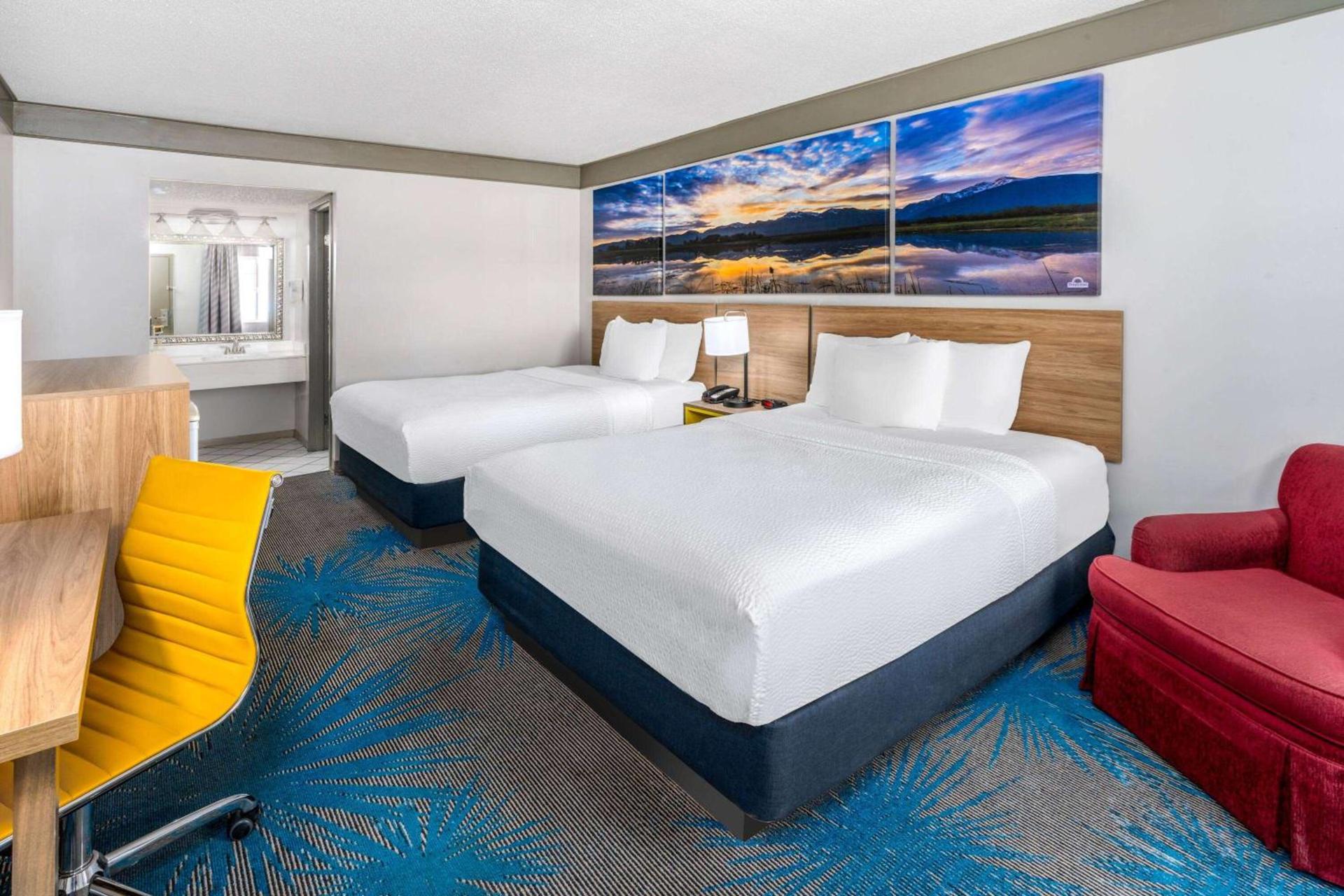 Days Inn by Wyndham Delta CO photo 16