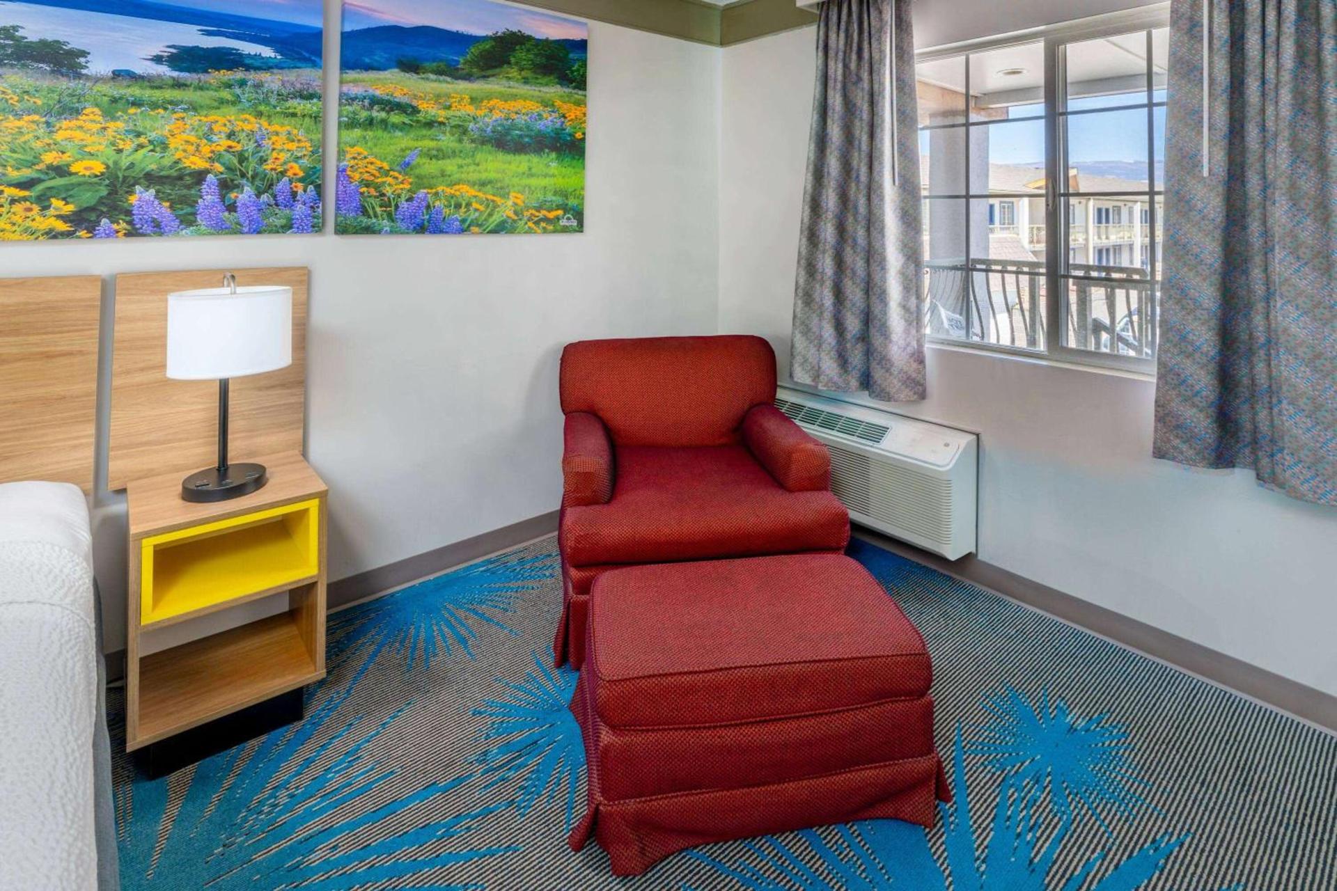 Days Inn by Wyndham Delta CO photo 23