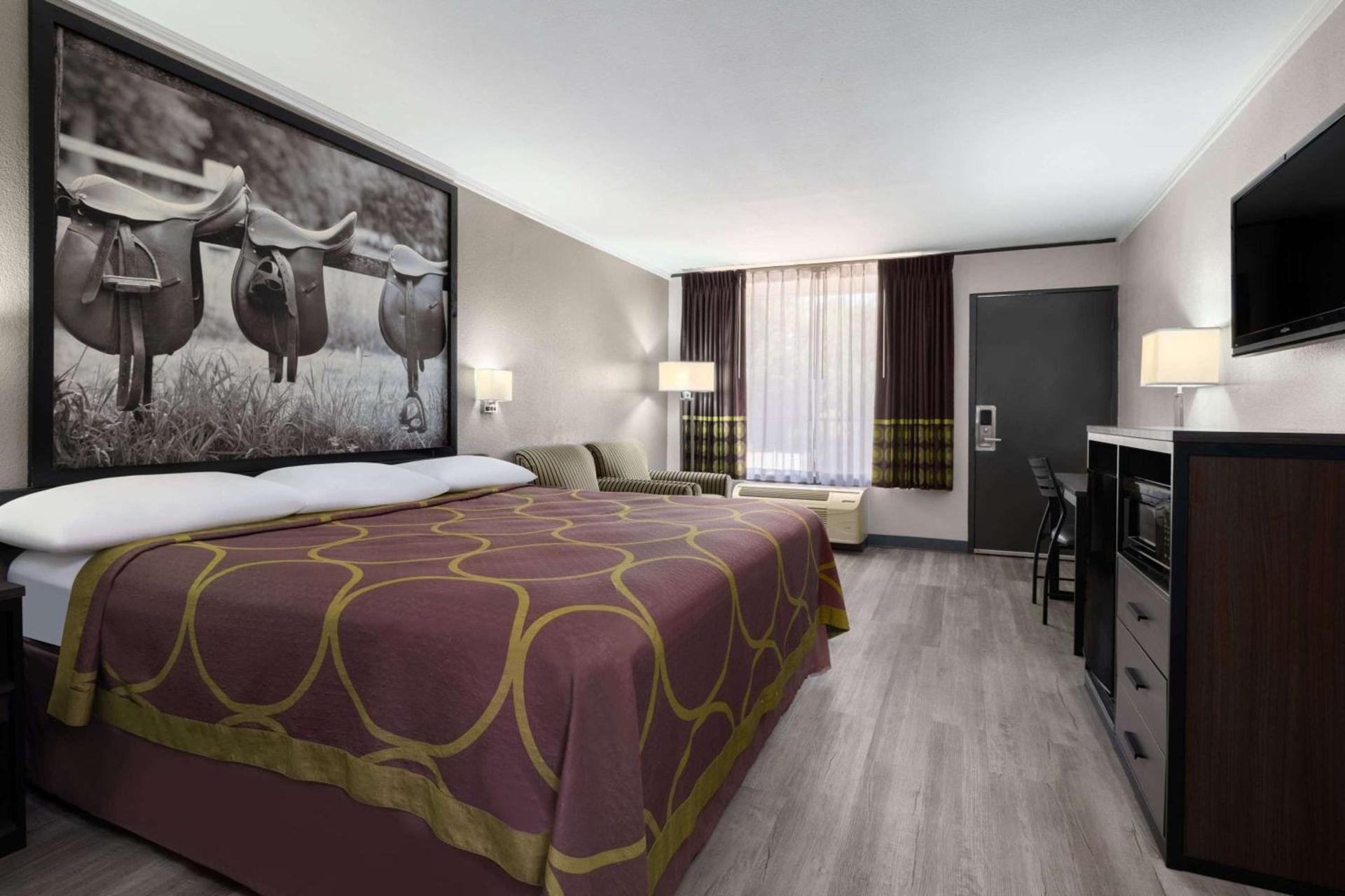 Super 8 by Wyndham Longview/North photo 15