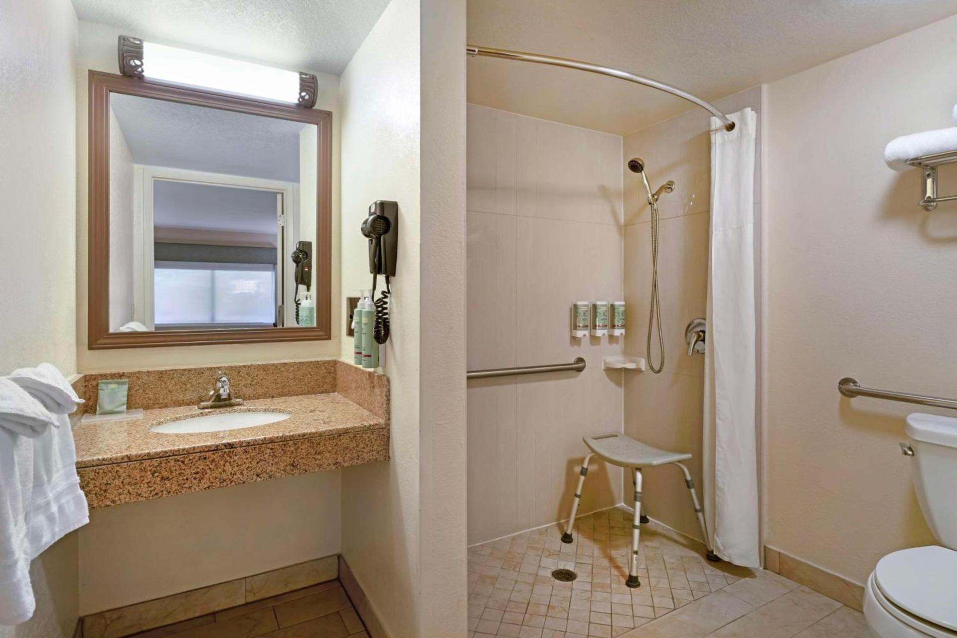 Best Western Heritage Inn Chico photo 28