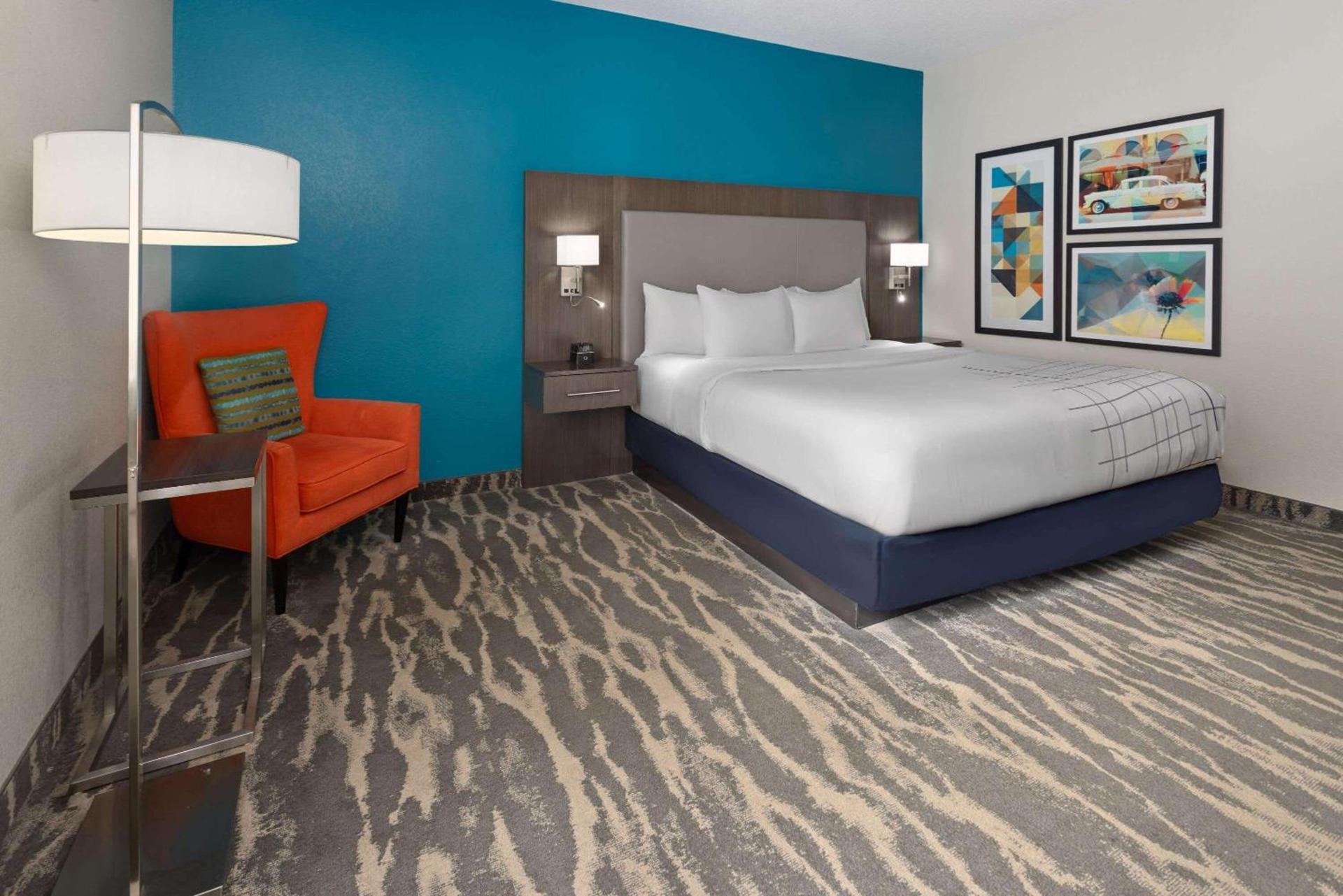 La Quinta by Wyndham Kokomo photo 16