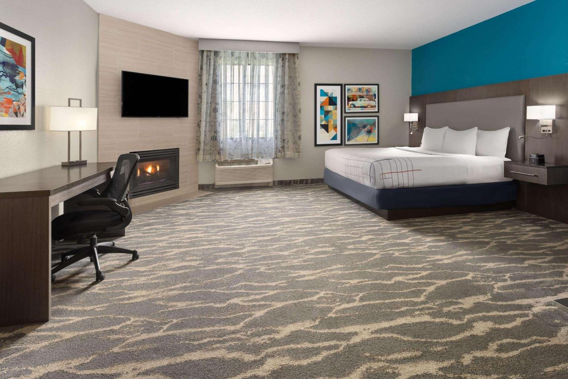 La Quinta by Wyndham Kokomo photo 17