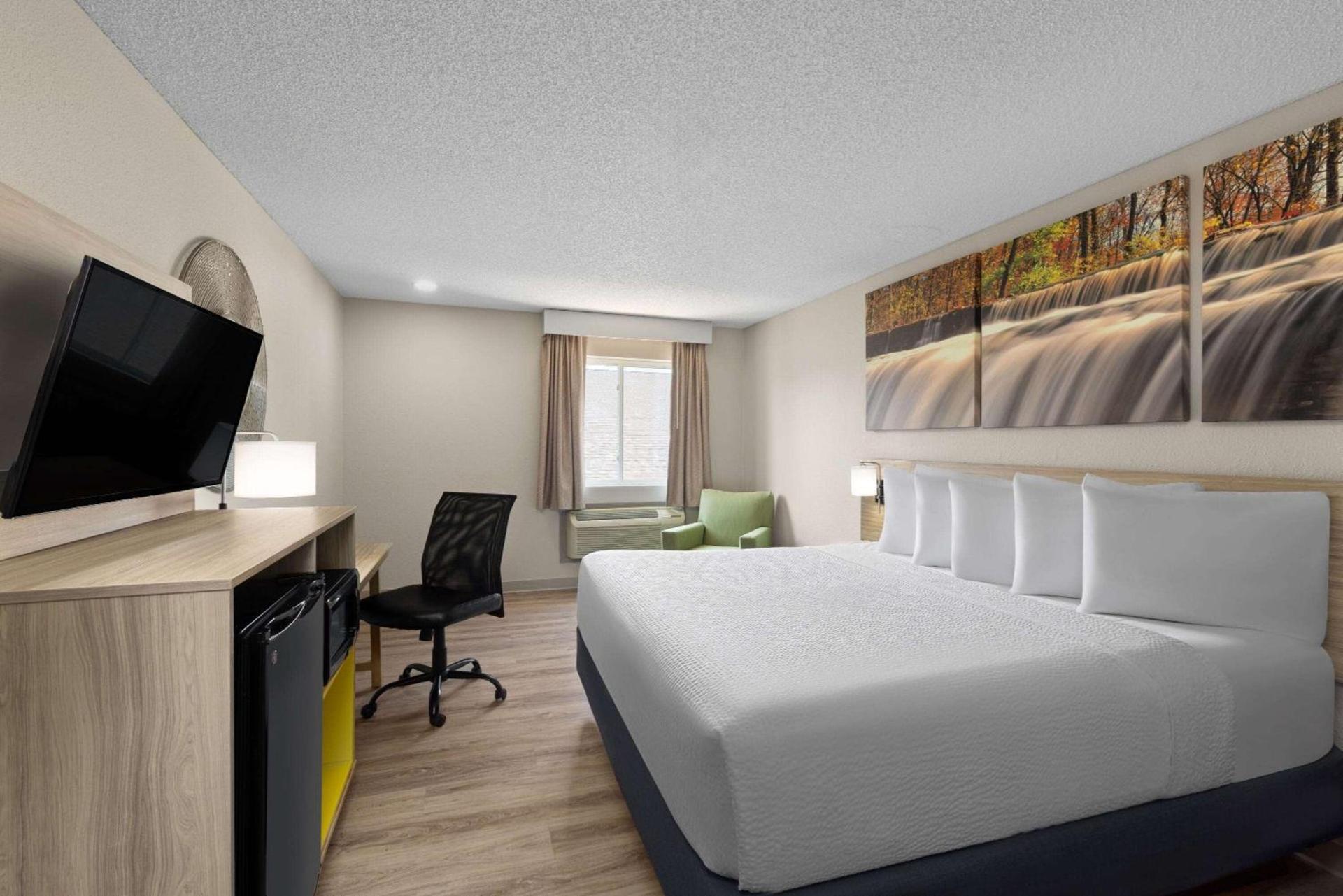 Days Inn by Wyndham Carthage photo 20