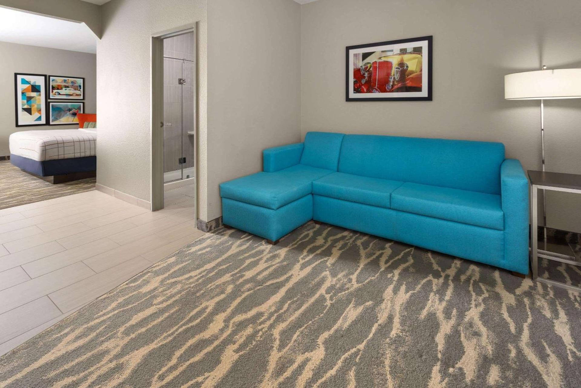 La Quinta by Wyndham Kokomo photo 23