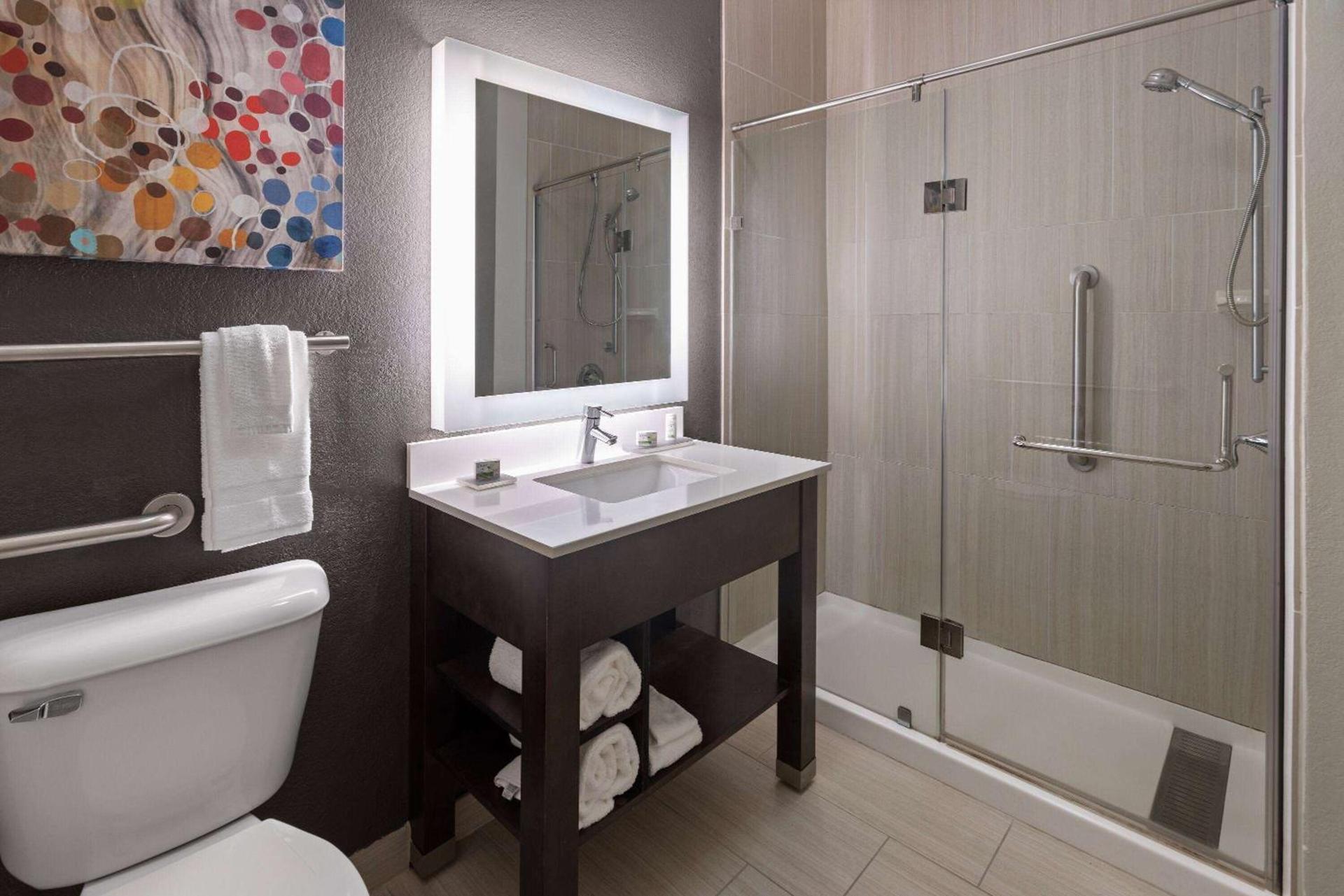 La Quinta by Wyndham Kokomo photo 29