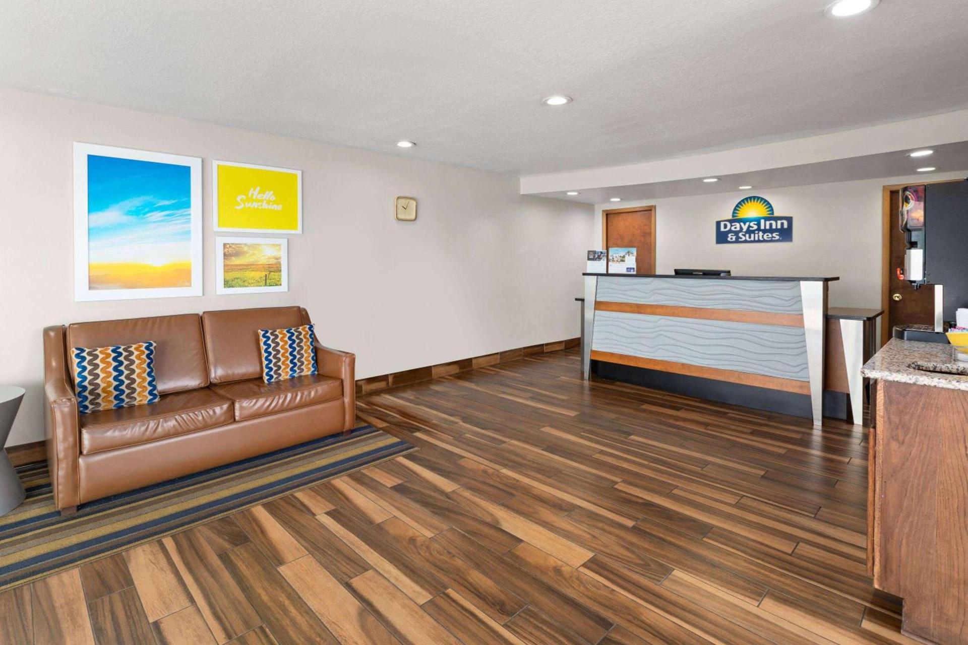 Days Inn by Wyndham Wauseon photo 6