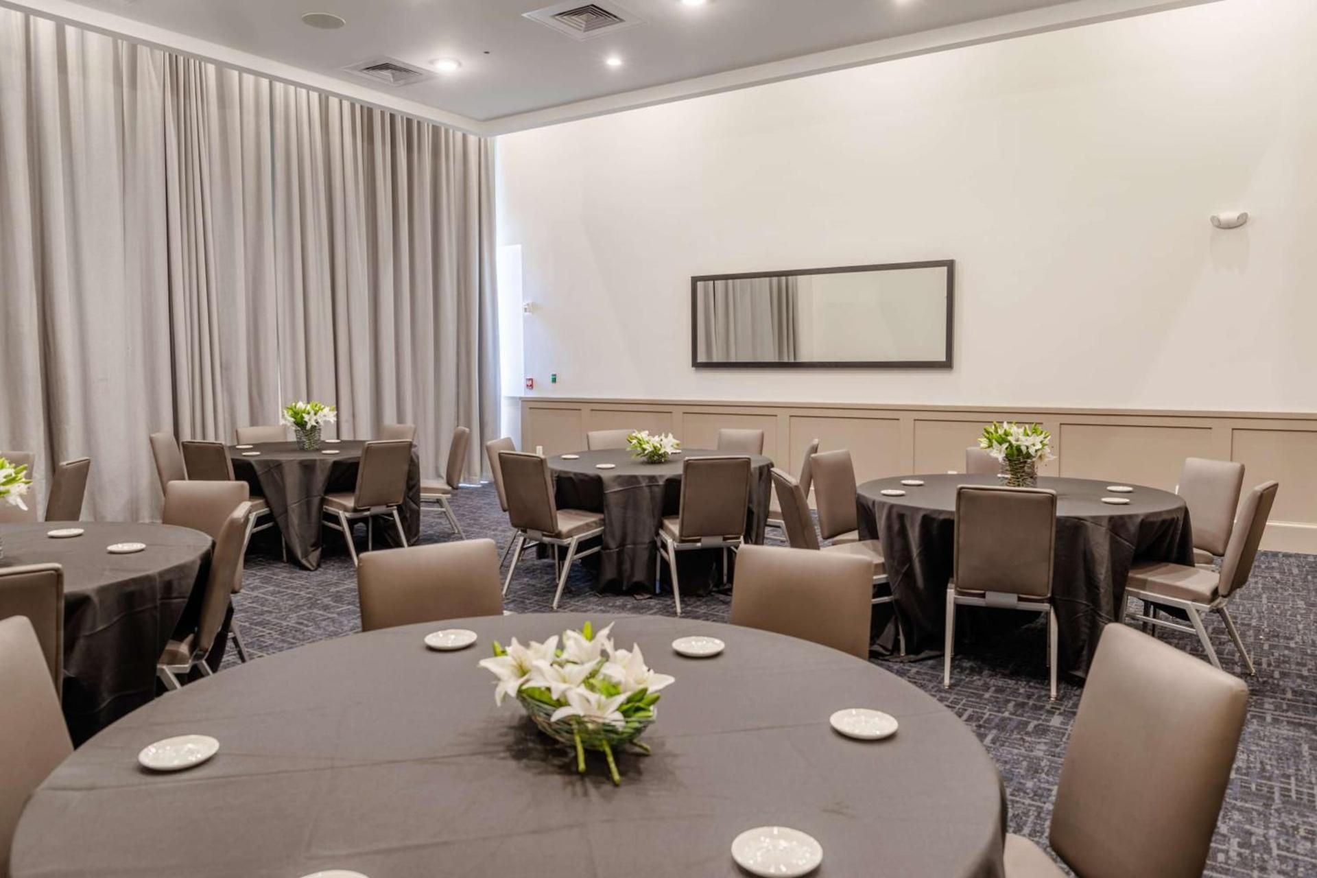 TRYP by Wyndham Savannah photo 30