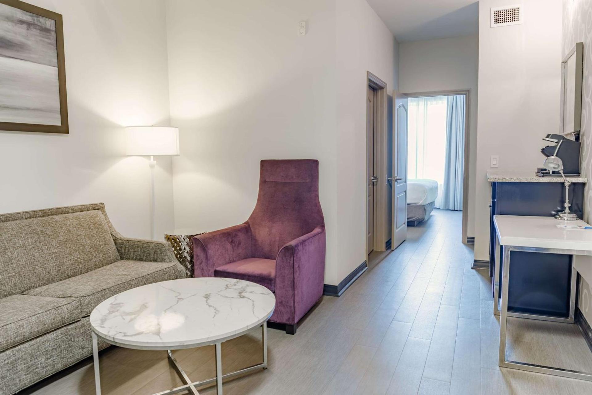 TRYP by Wyndham Savannah photo 43