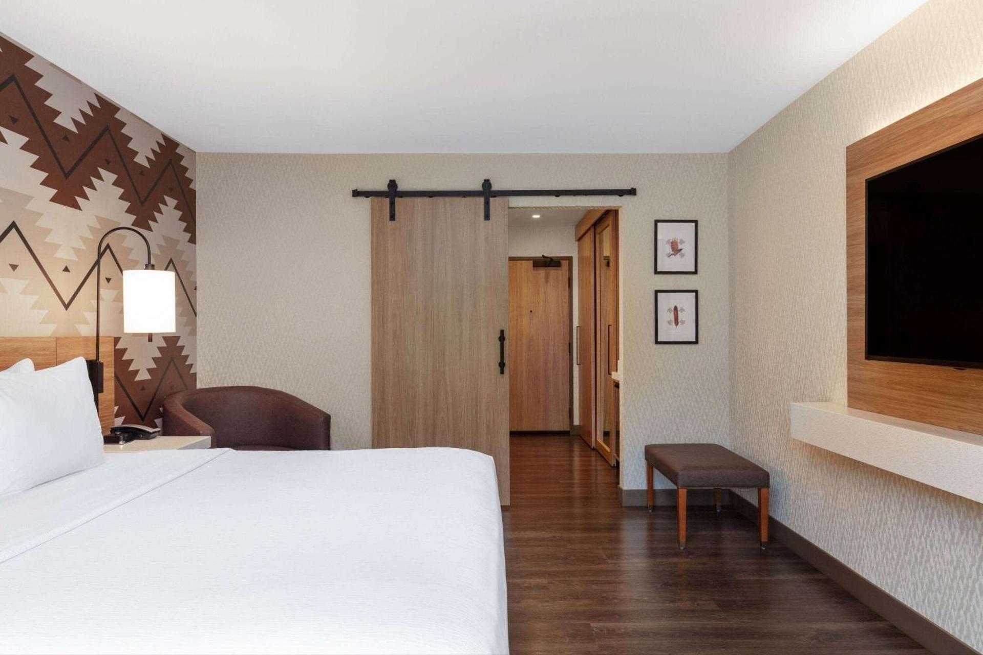 Wyndham Garden Redwood Valley - Ukiah photo 16