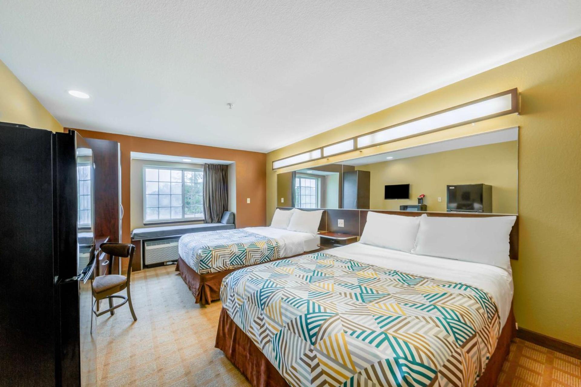 Studio 6 Suites Breaux Bridge, LA photo 17