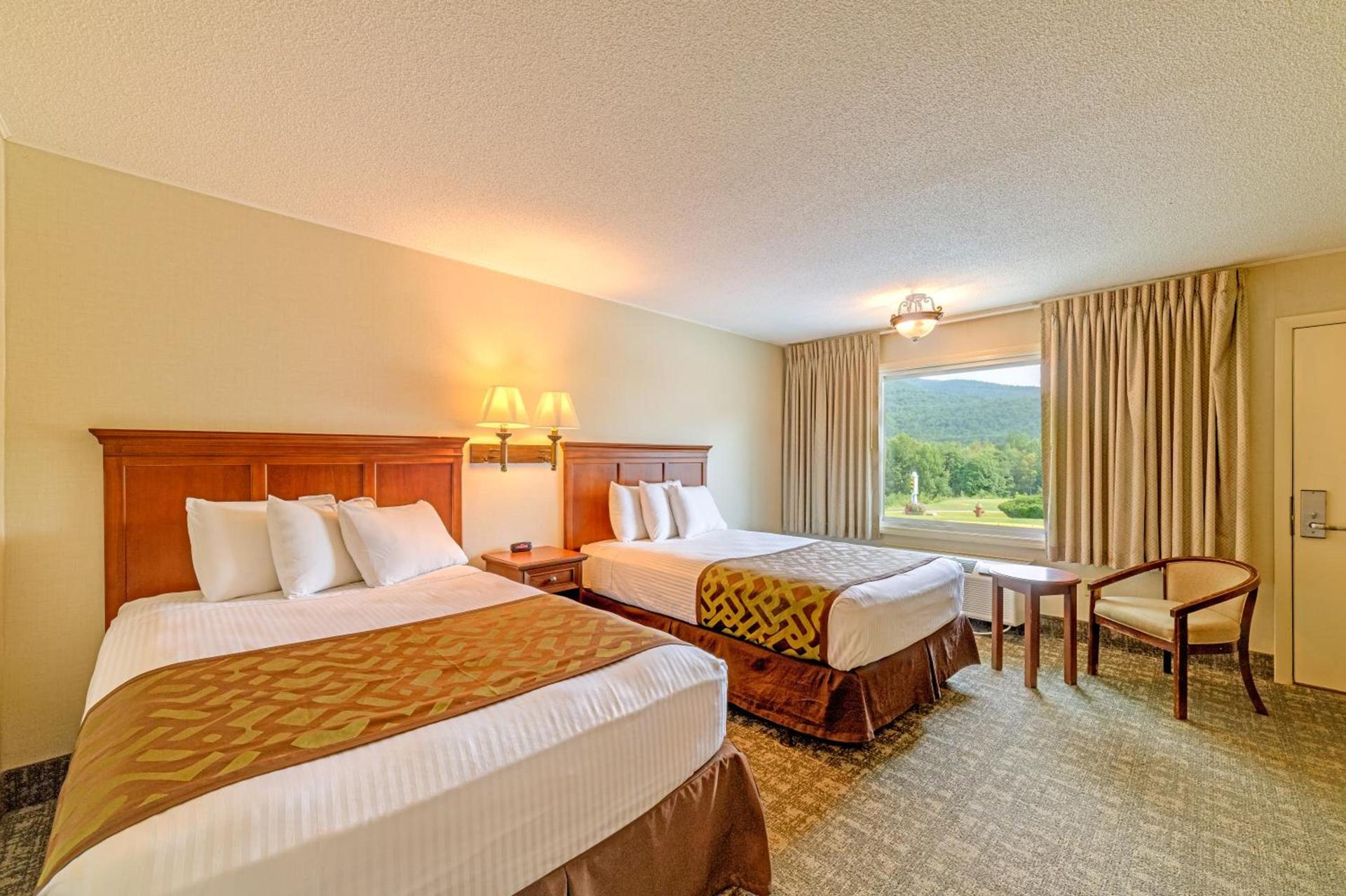 Town & Country Inn & Resort photo 33