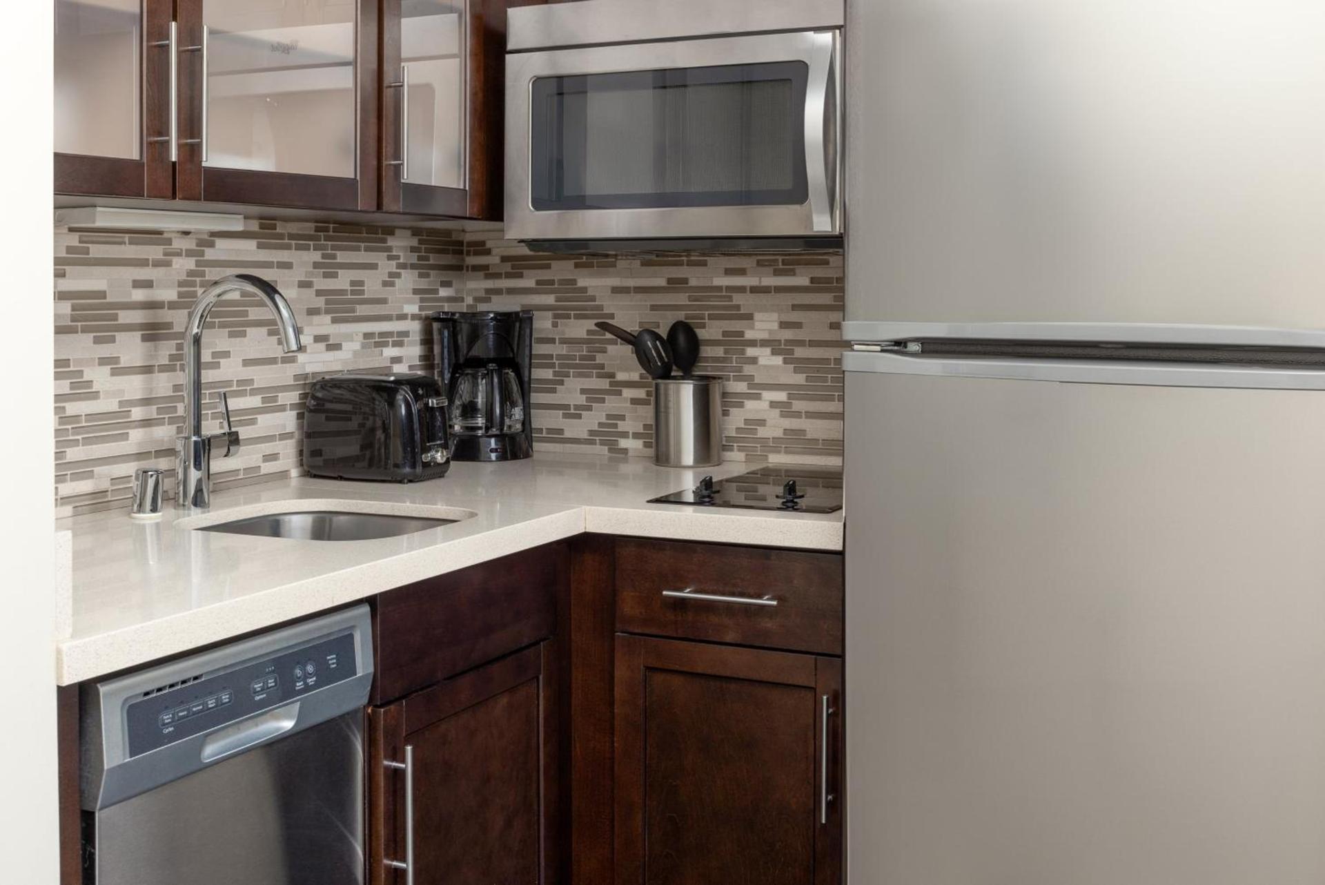 Staybridge Suites Sacramento-Folsom by IHG photo 67