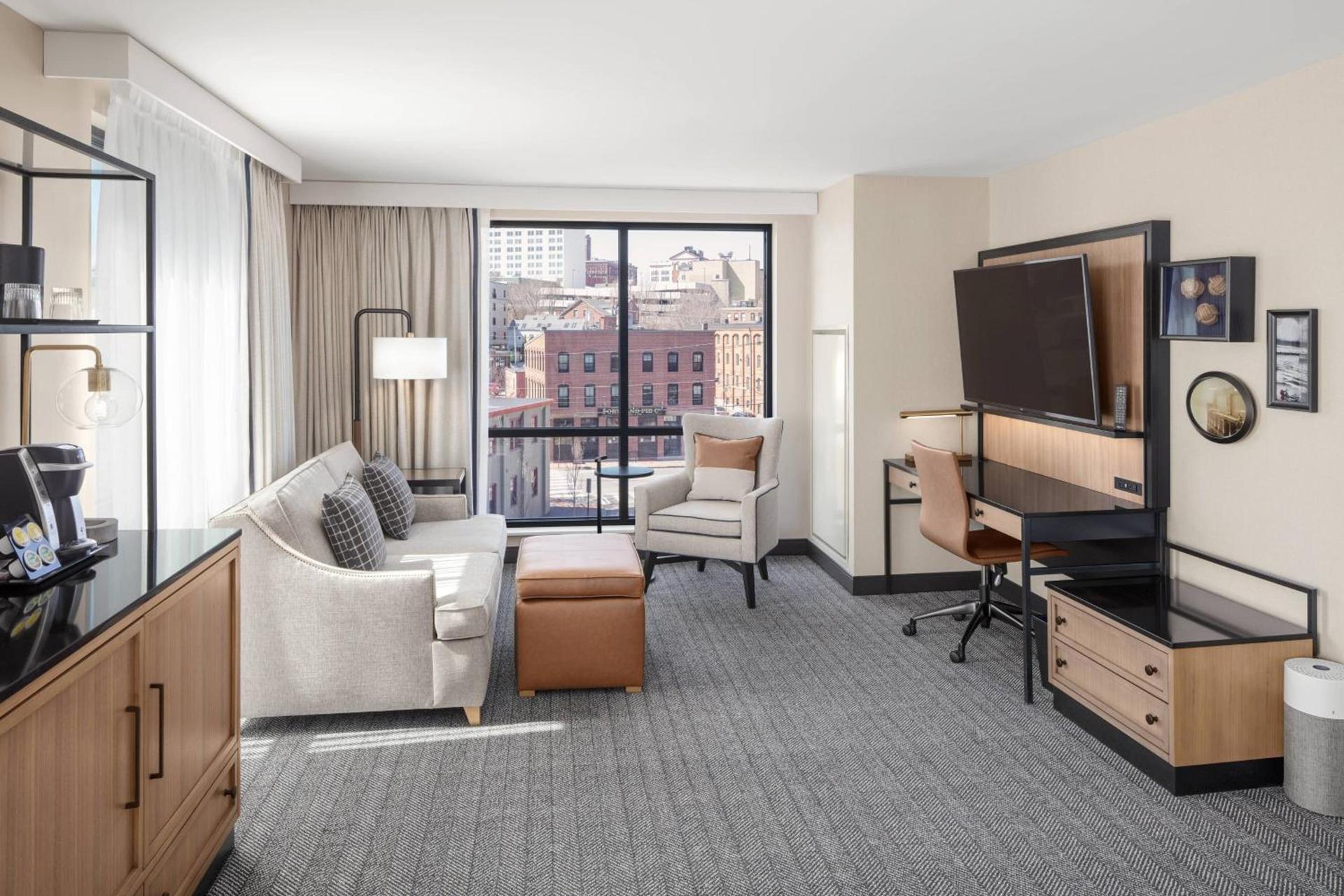 Courtyard by Marriott Portland Downtown/Waterfront photo 12