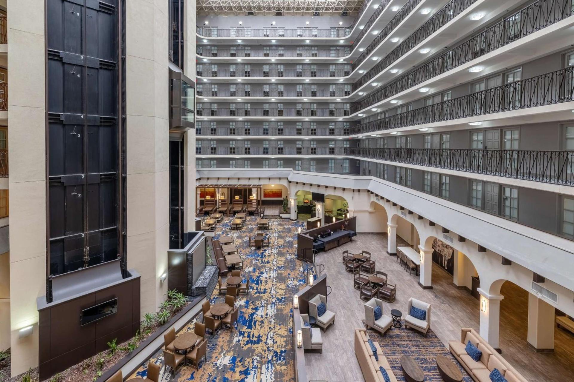 Embassy Suites by Hilton Tulsa I-44 photo 10