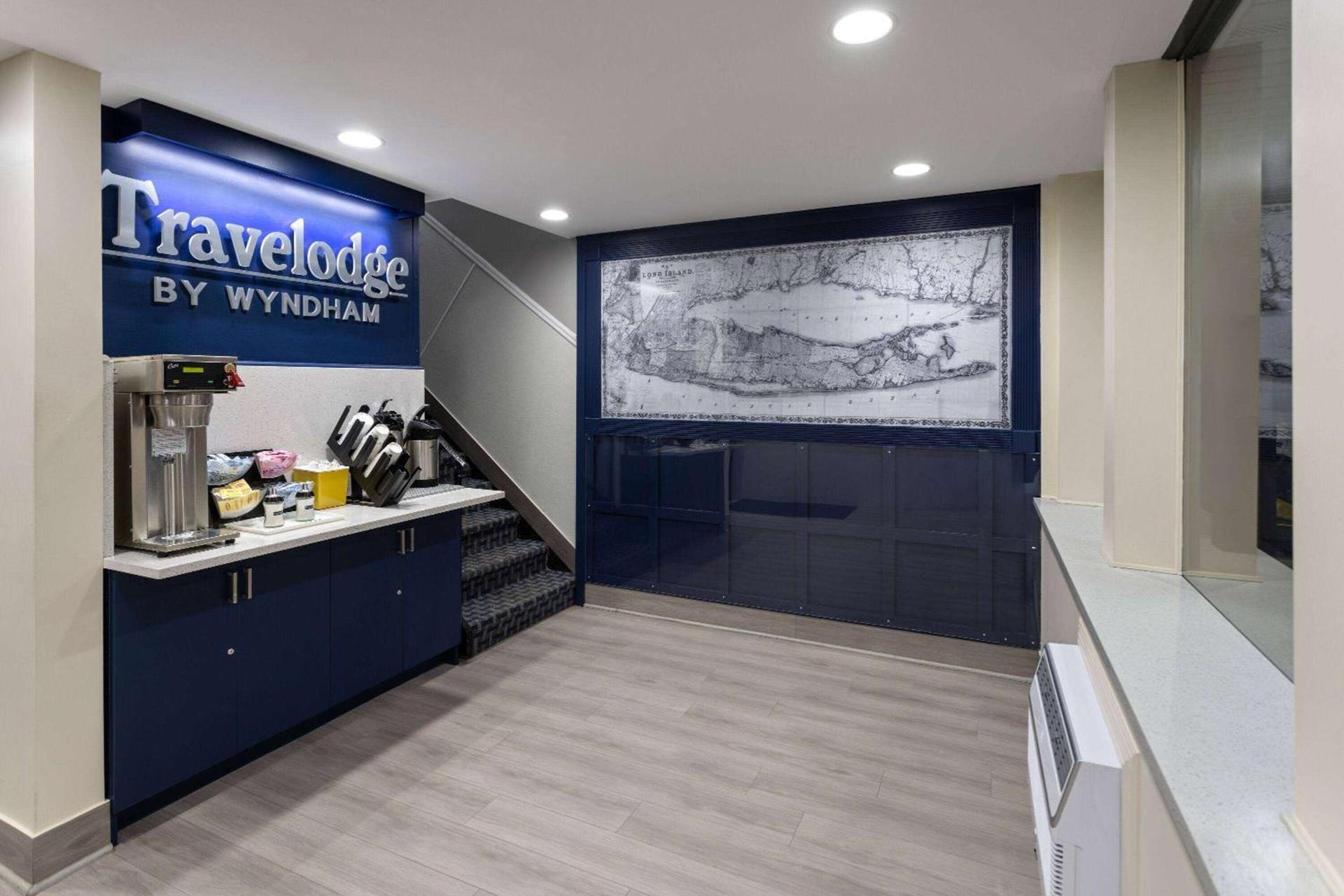 Travelodge by Wyndham Manhasset photo 6