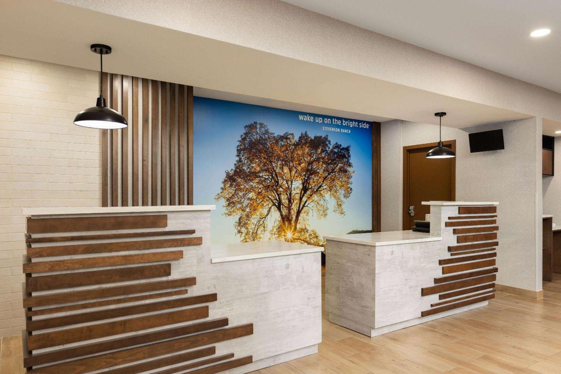 La Quinta by Wyndham Santa Clarita - Valencia photo 5