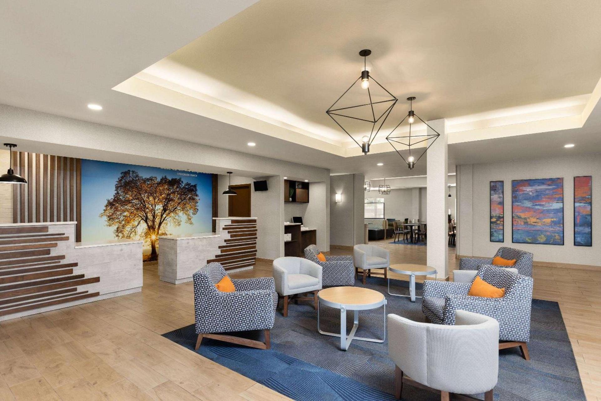 La Quinta by Wyndham Santa Clarita - Valencia photo 6