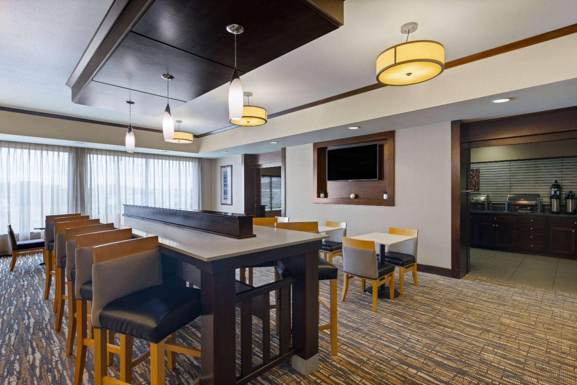 La Quinta by Wyndham Sioux Falls photo 7