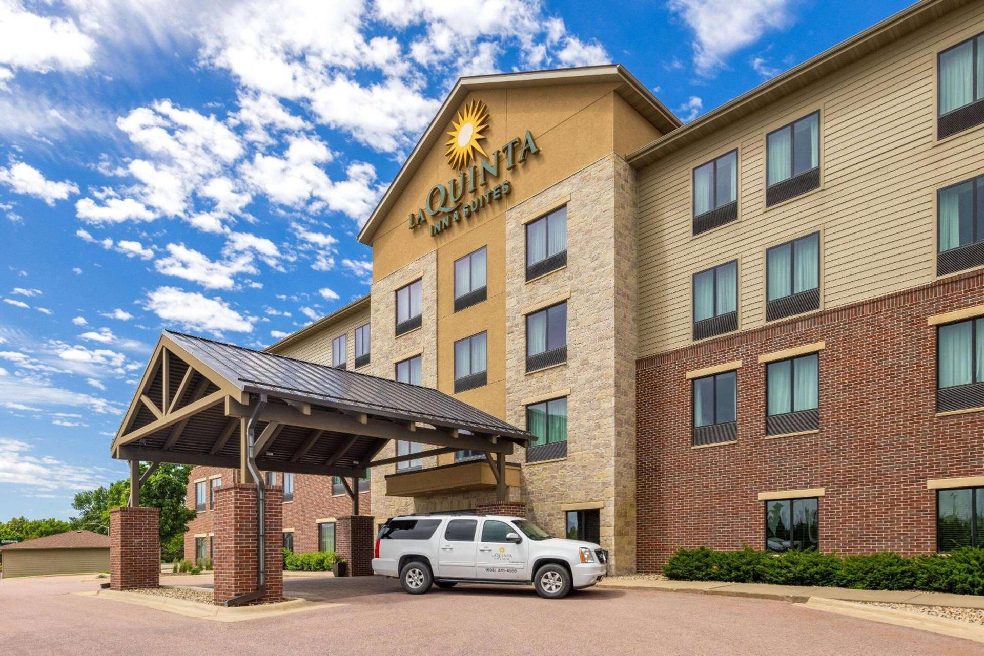 La Quinta by Wyndham Sioux Falls photo 12