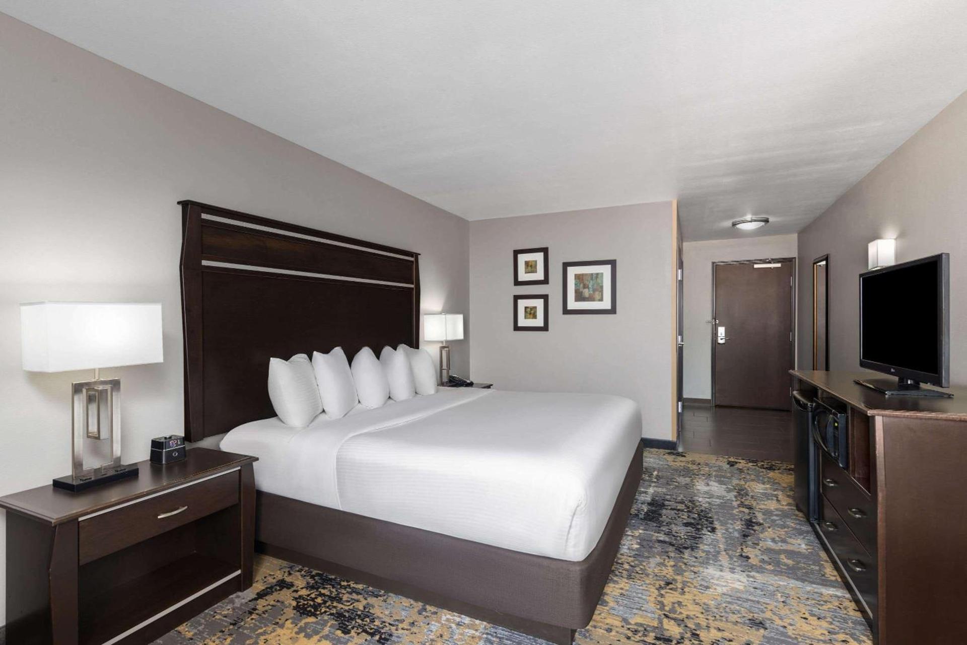 La Quinta by Wyndham Sioux Falls photo 26