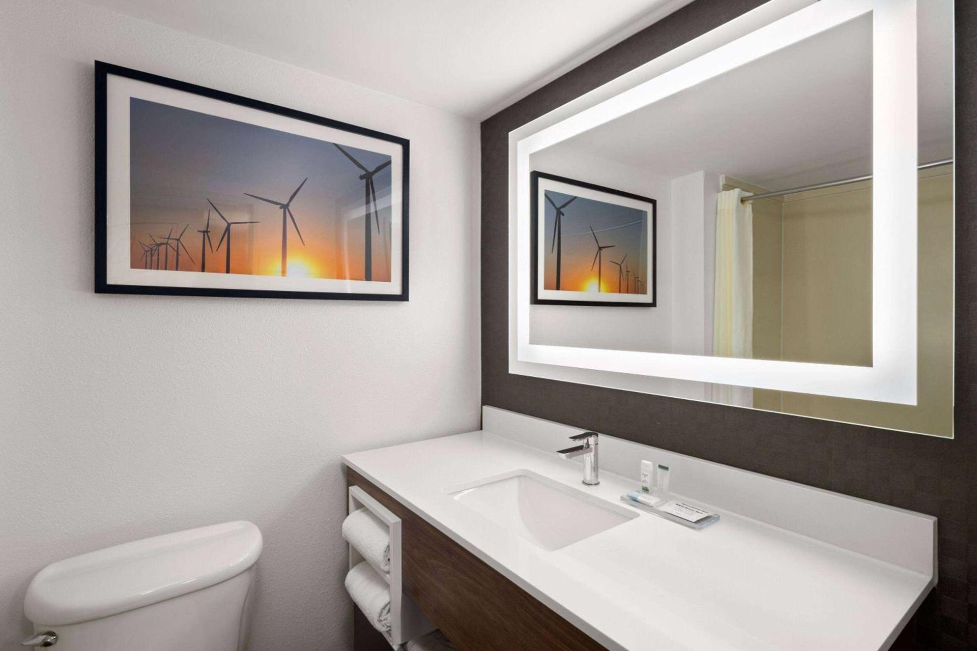 La Quinta by Wyndham Kennewick photo 19