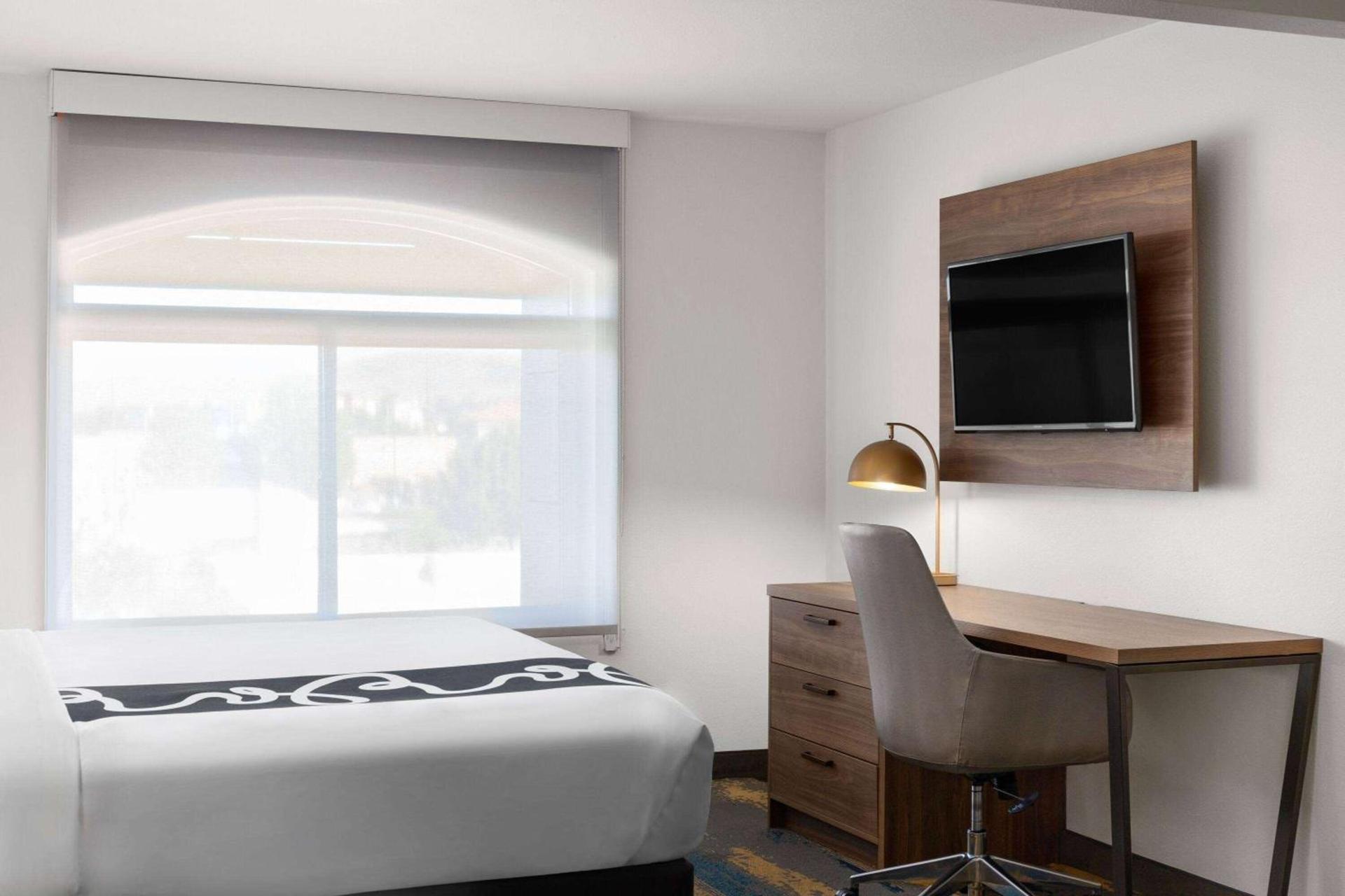 La Quinta by Wyndham Kennewick photo 32