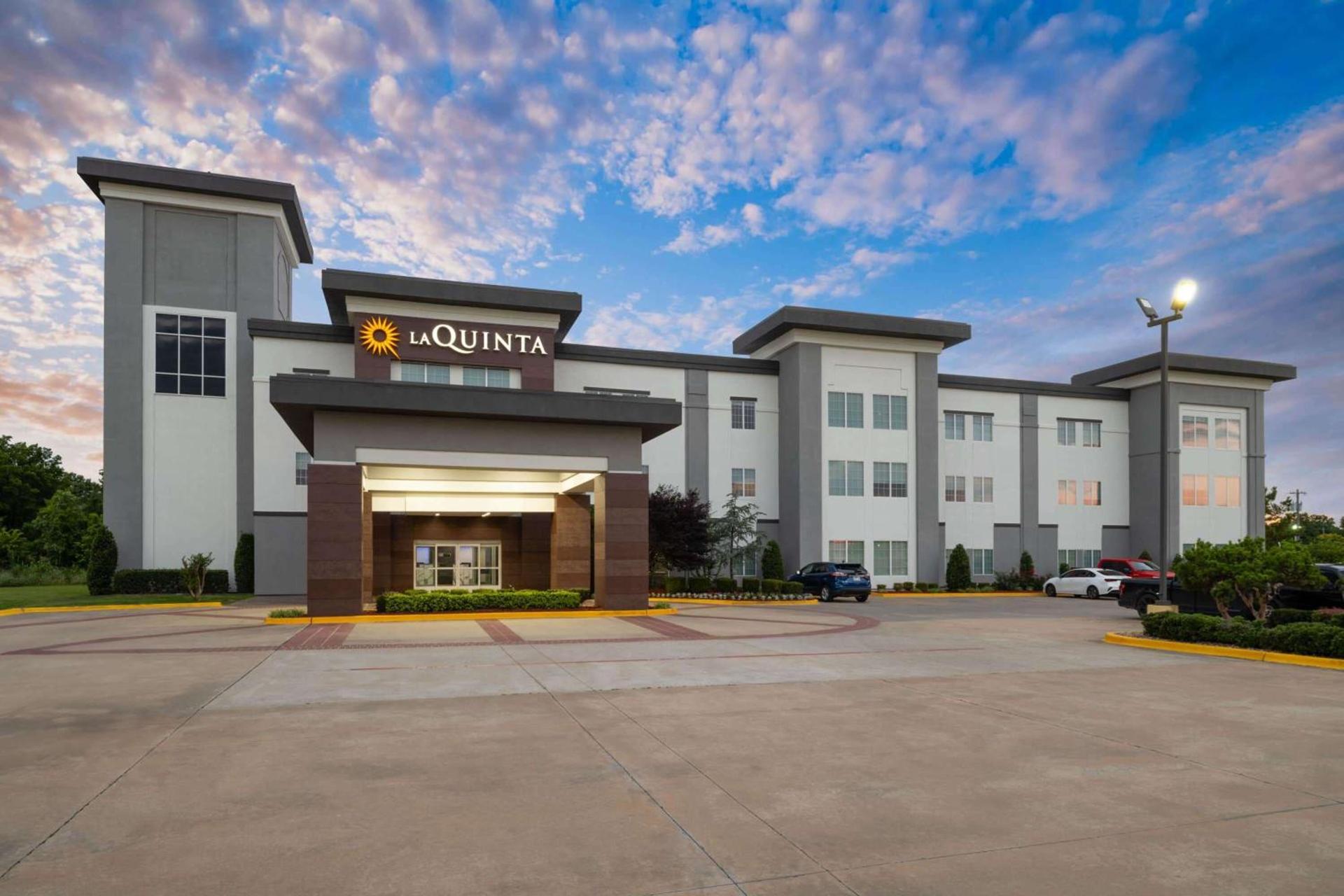 La Quinta by Wyndham Muskogee photo 3