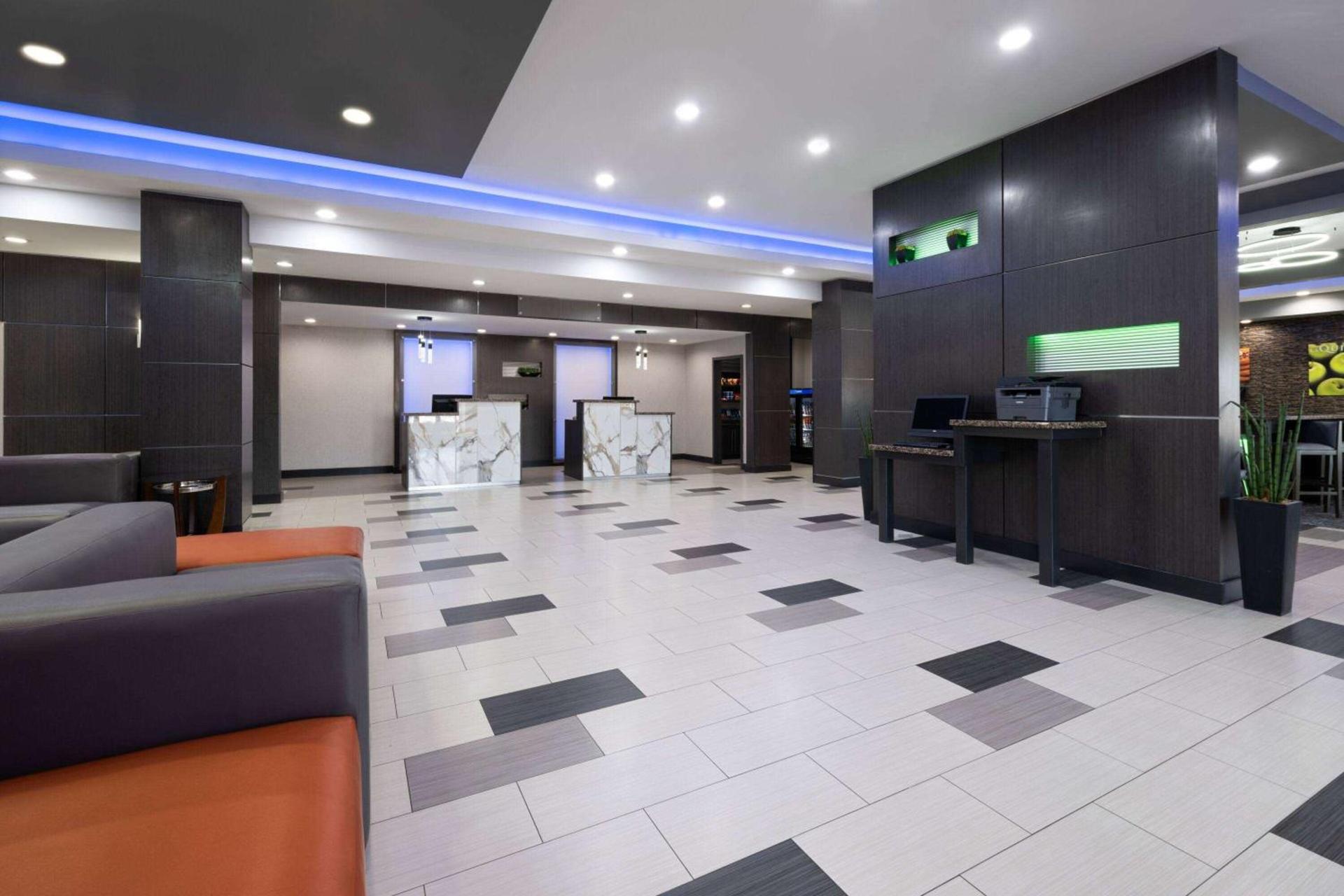 La Quinta by Wyndham Muskogee photo 5