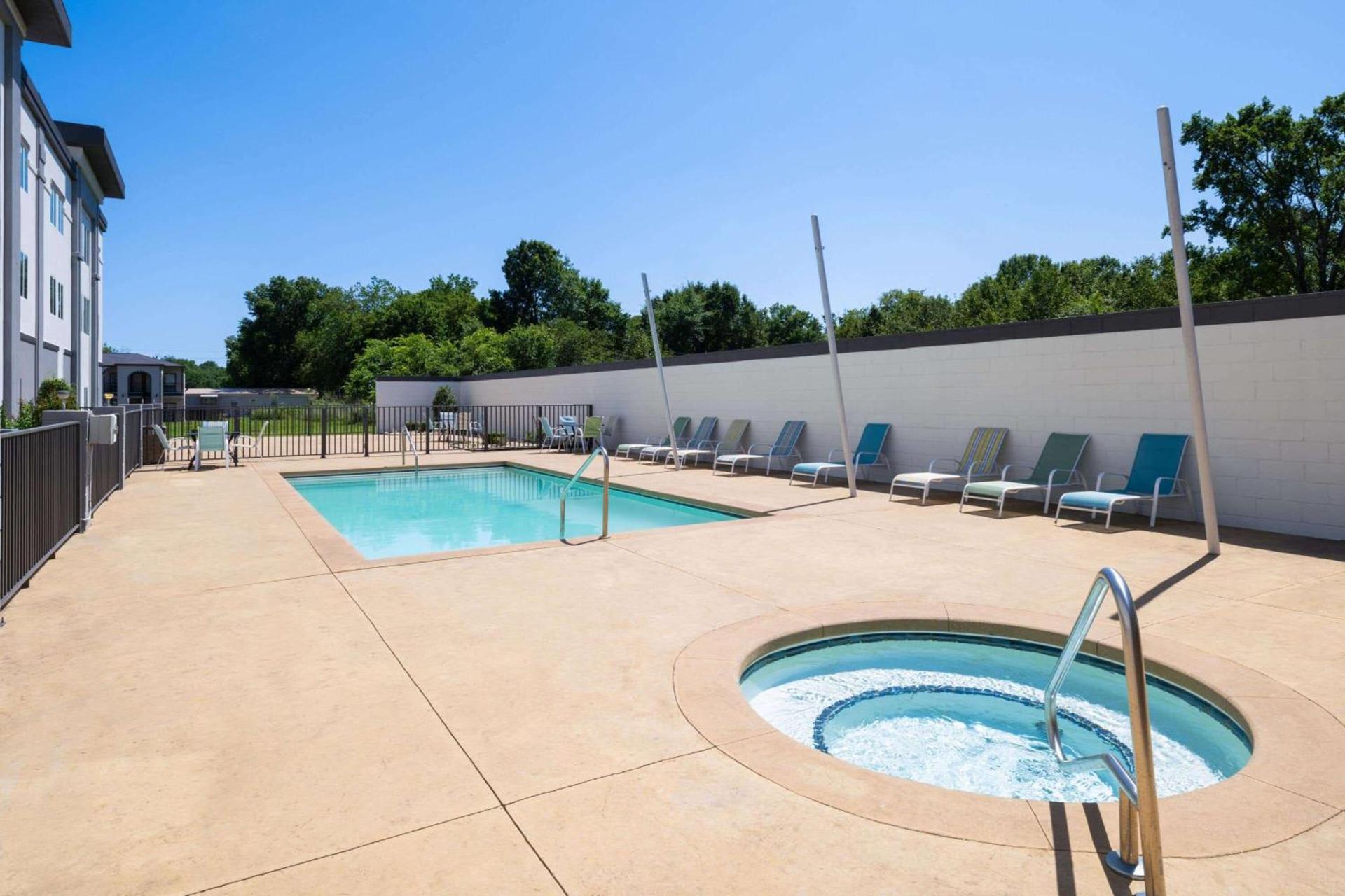 La Quinta by Wyndham Muskogee photo 10