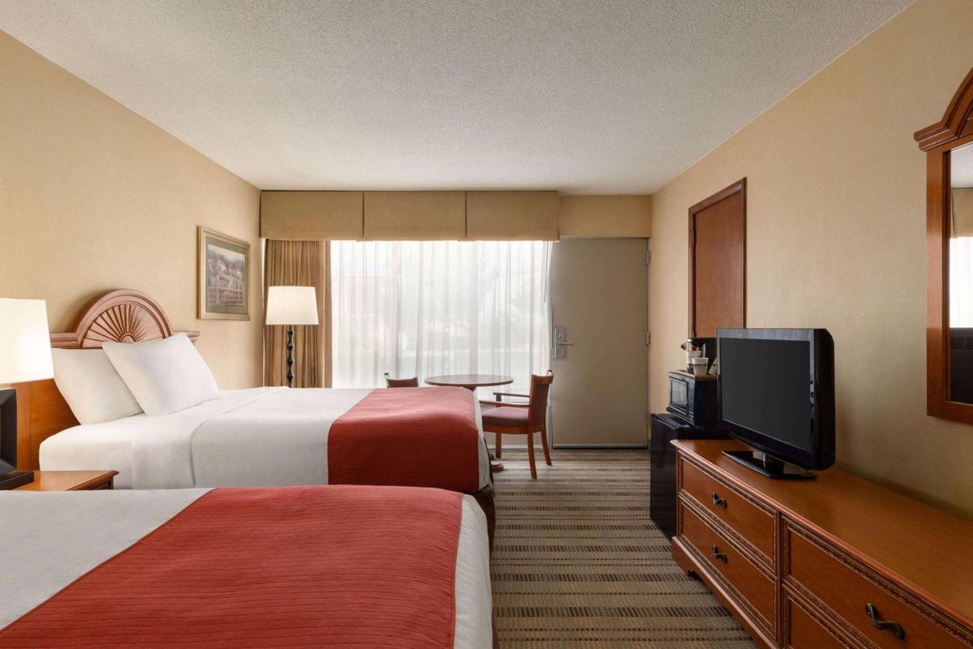 Rodeway Inn Lynchburg near University photo 18