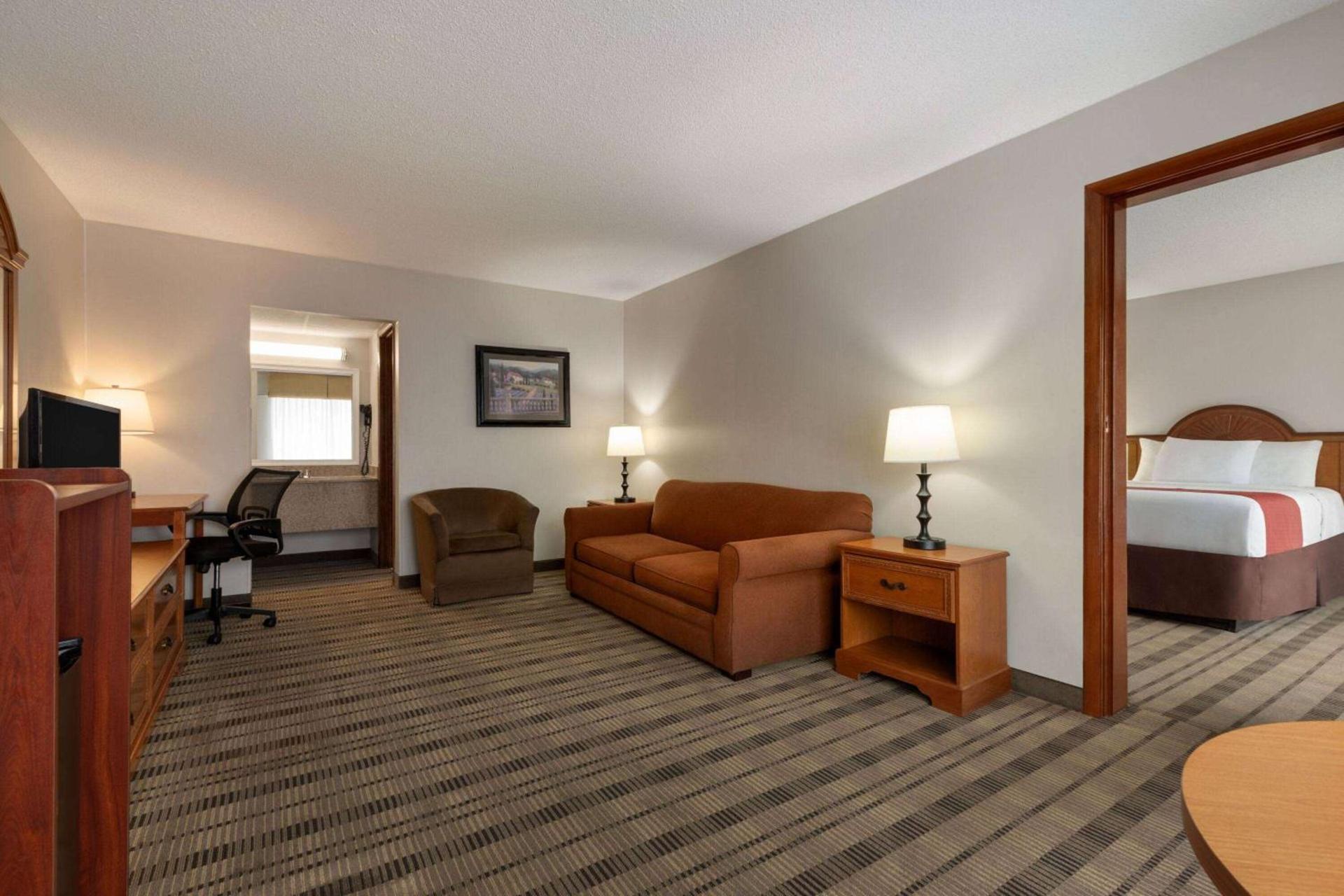 Rodeway Inn Lynchburg near University photo 25