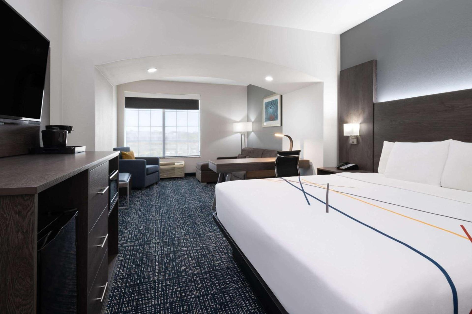 La Quinta by Wyndham Muskogee photo 24