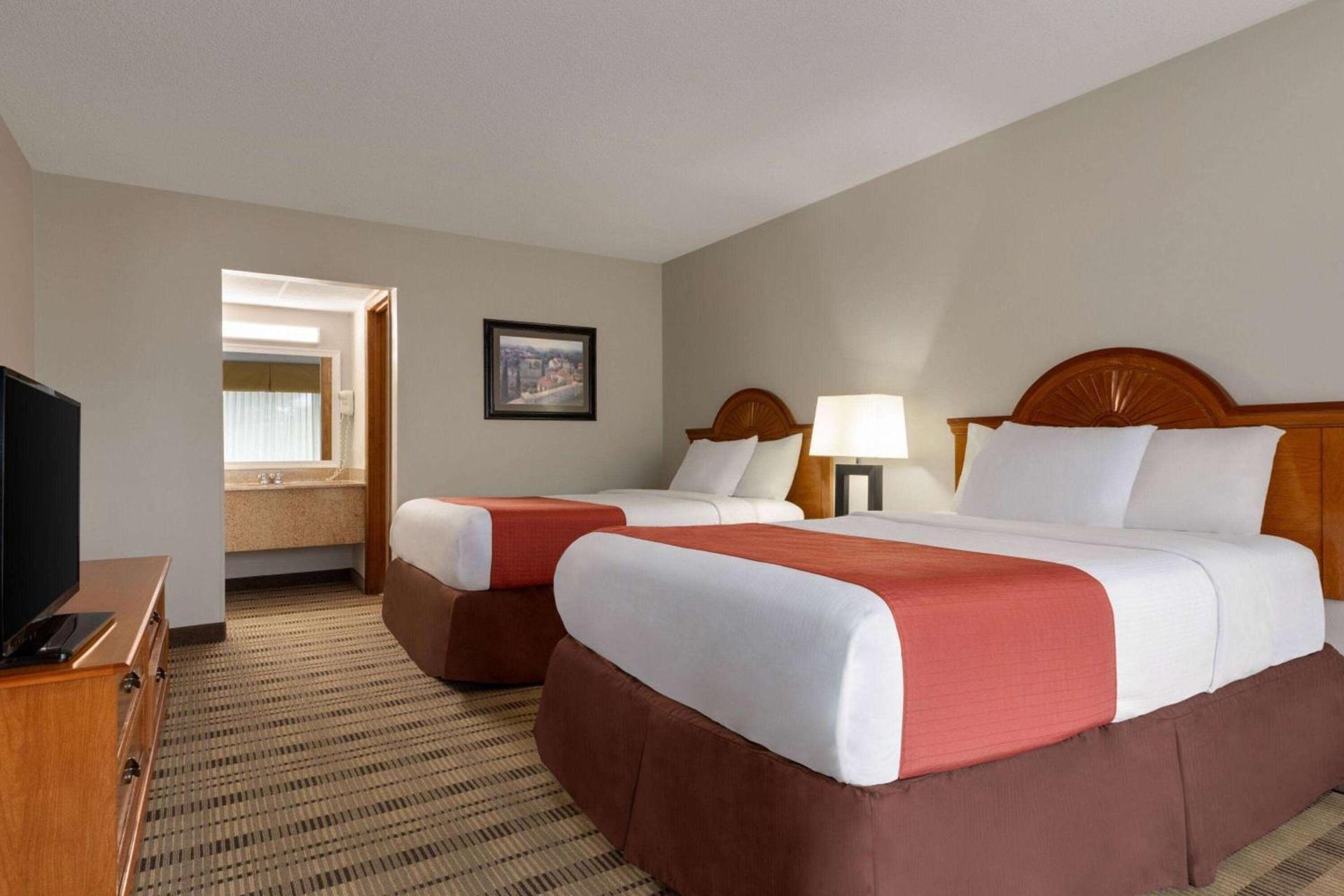 Rodeway Inn Lynchburg near University photo 28