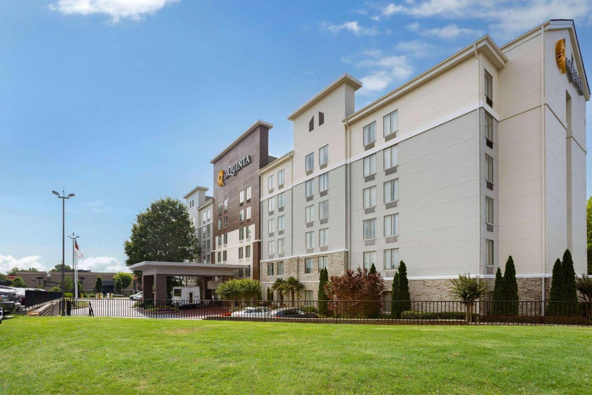 La Quinta by Wyndham Atlanta Airport North photo 66