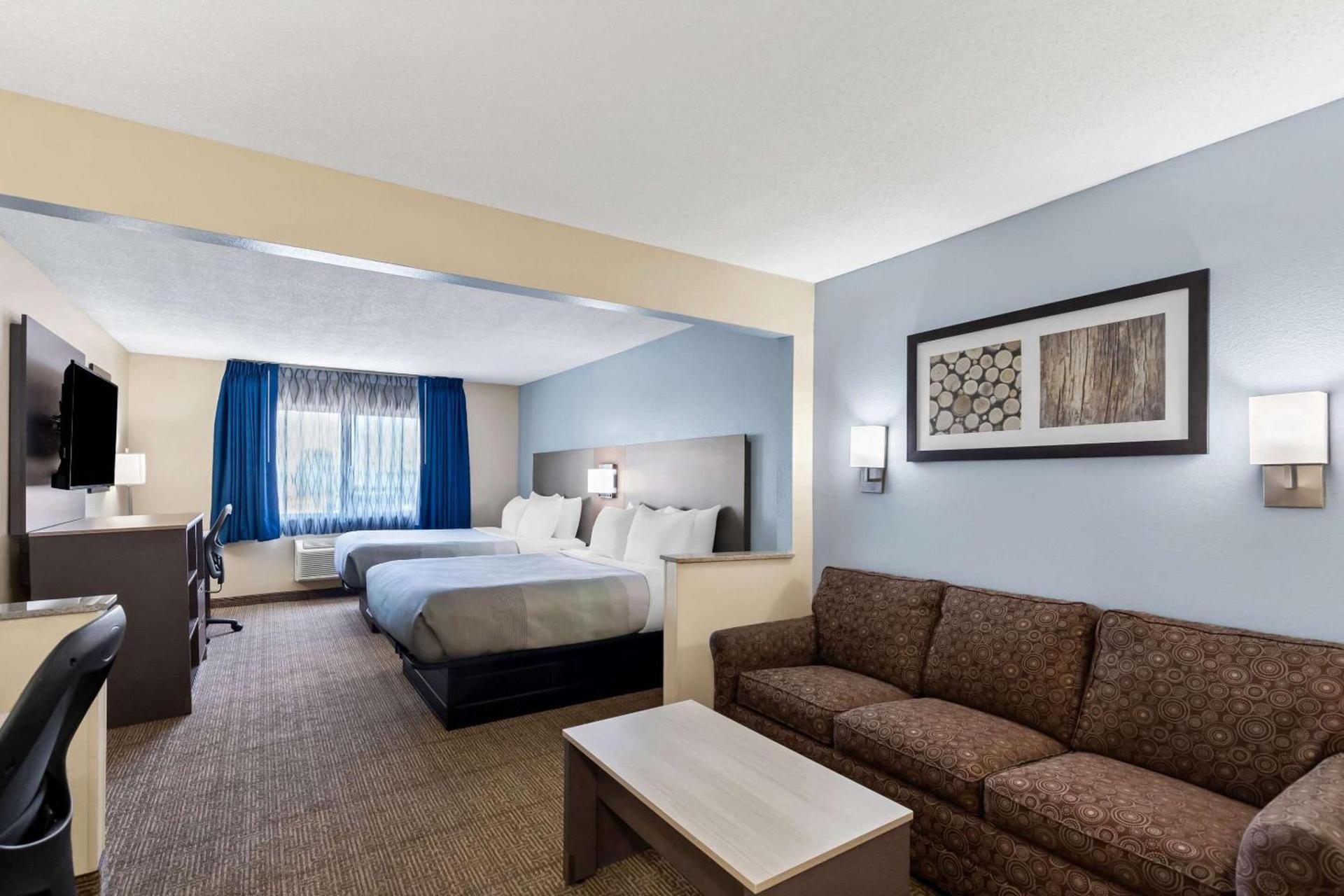 Quality Inn & Suites Springfield Southwest near I-72 photo 19