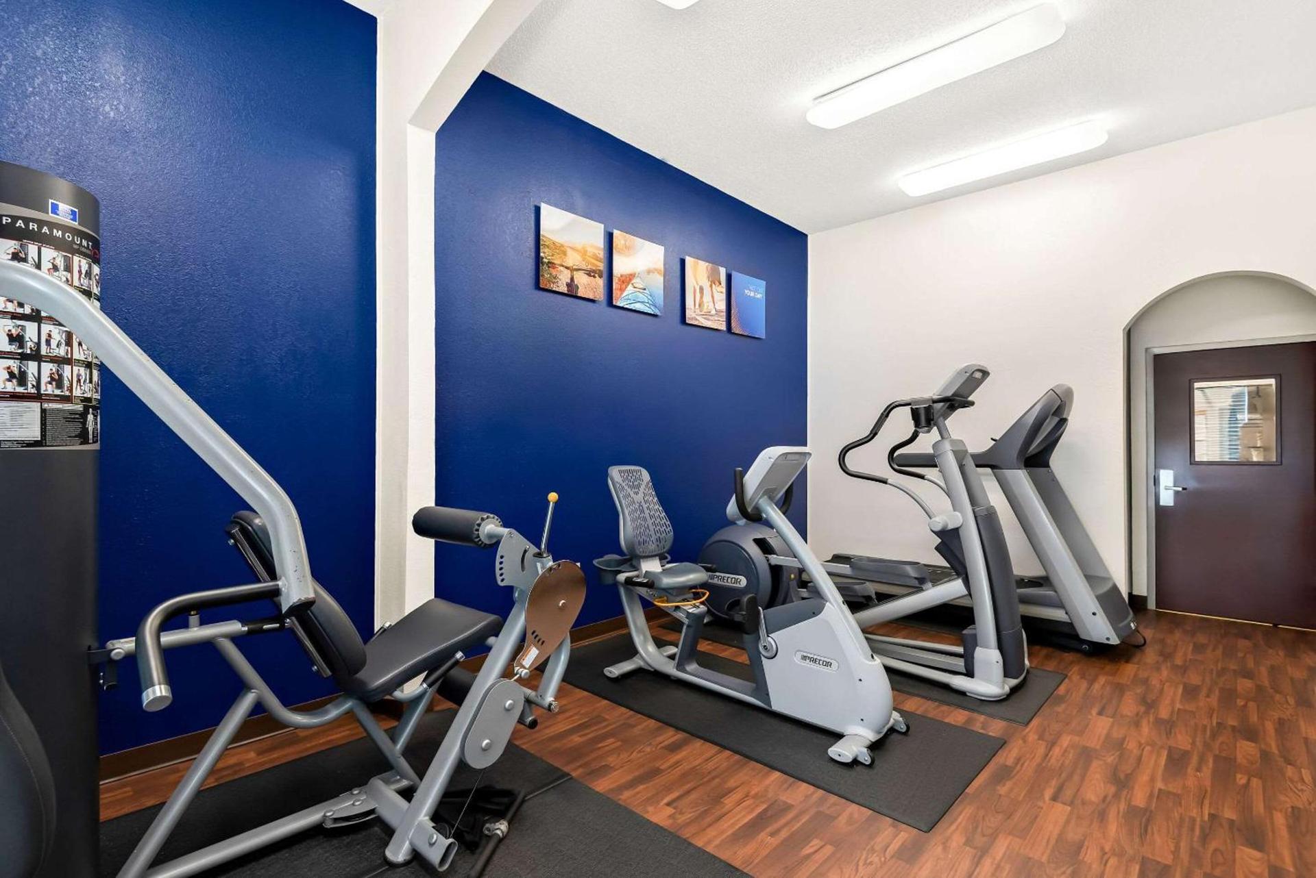 Comfort Suites New Orleans East photo 36