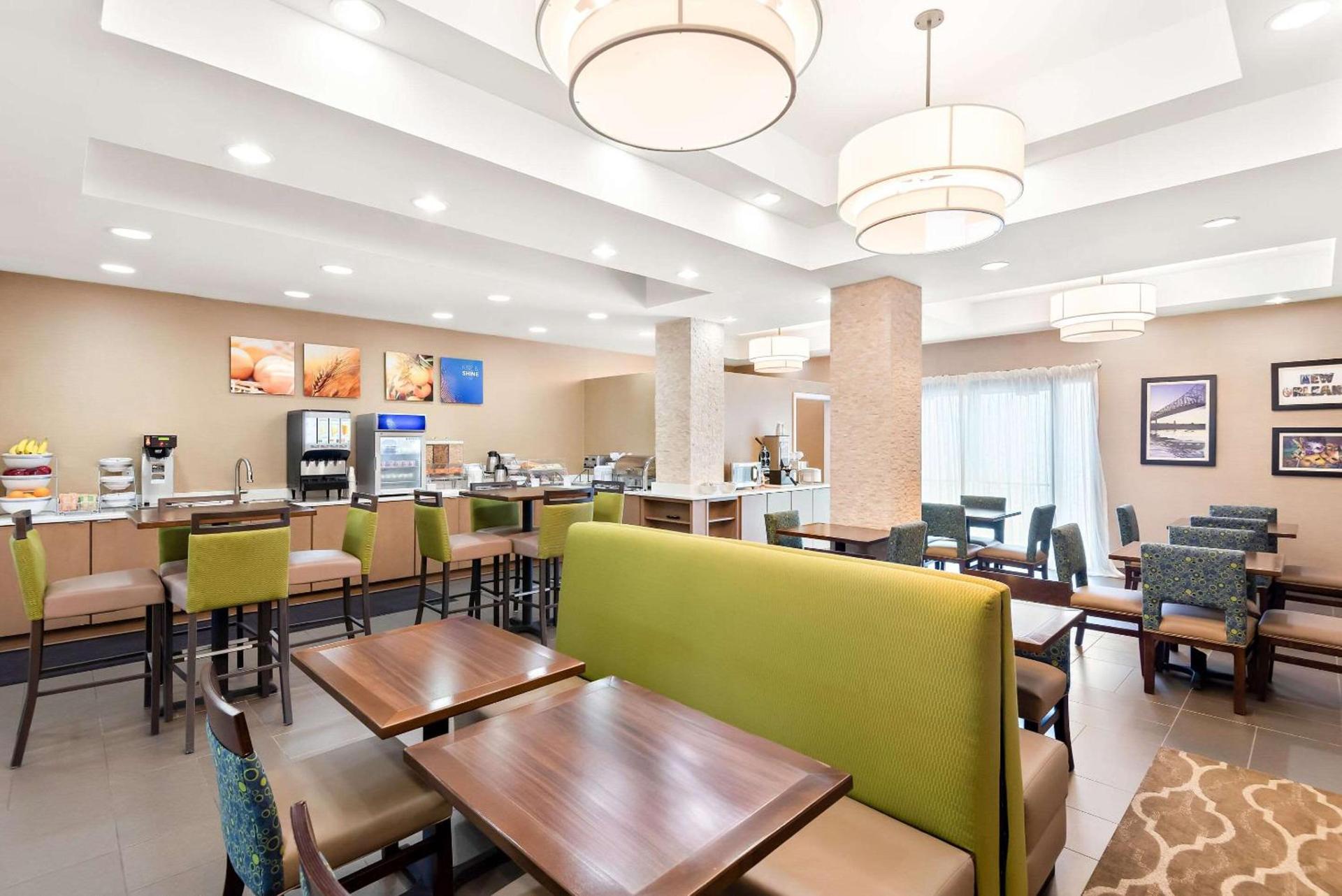 Comfort Suites New Orleans East photo 40