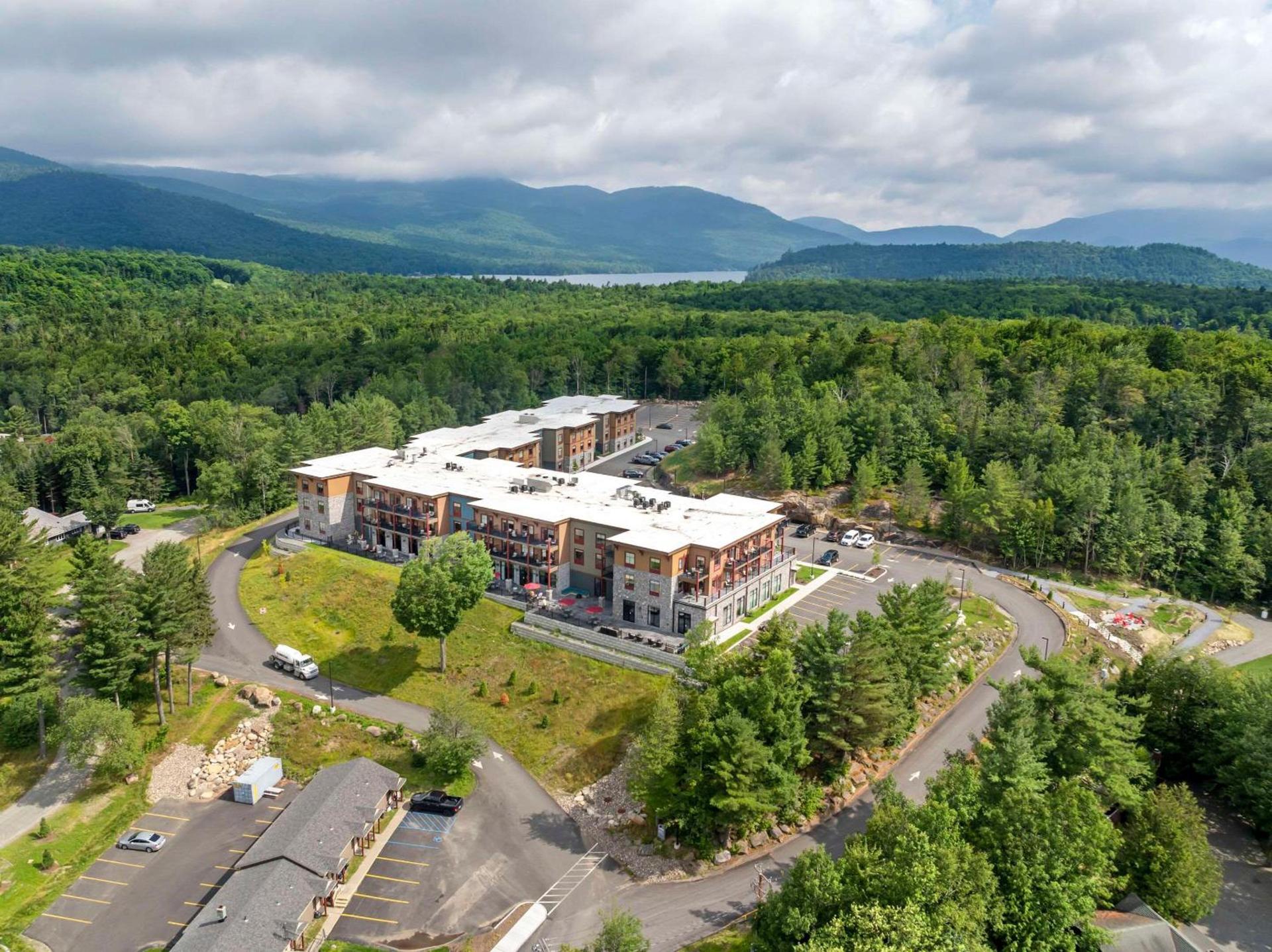 Cambria Hotel Lake Placid - Lakeside Resort photo 10