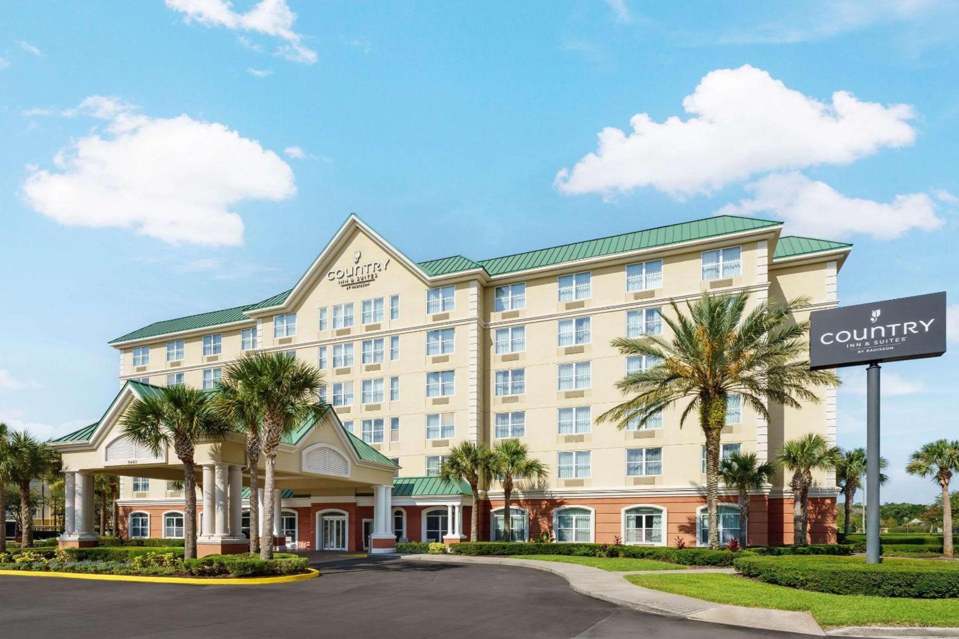 Country Inn & Suites by Radisson, Orlando Airport, FL photo 2