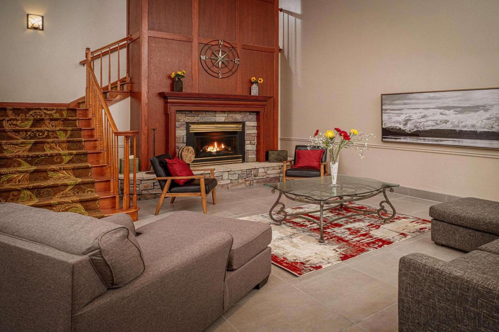 Country Inn & Suites by Radisson, Beckley, WV photo 4