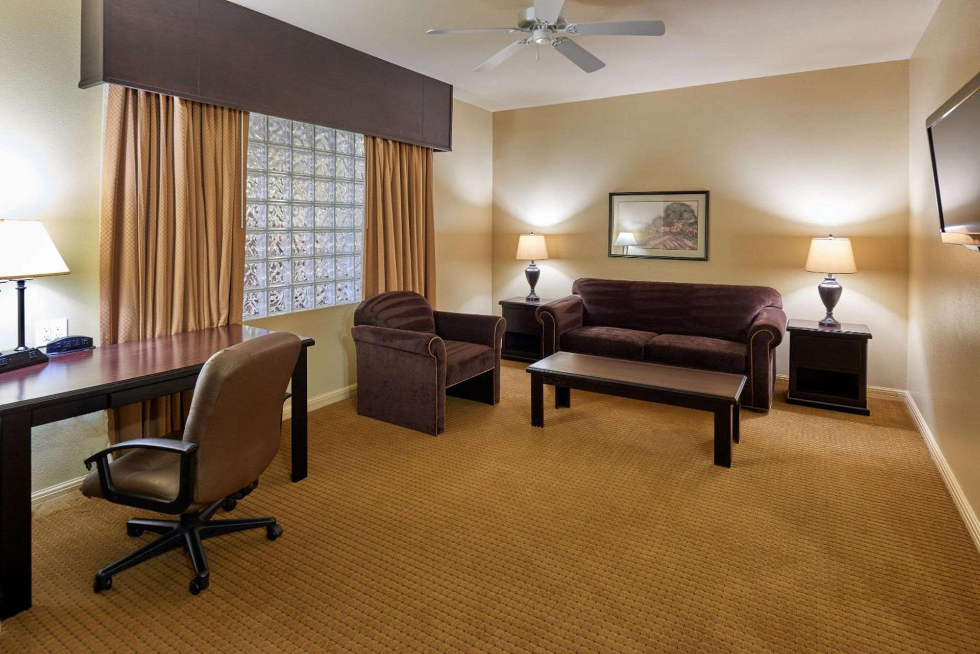 Radisson Hotel El Paso Airport photo 14