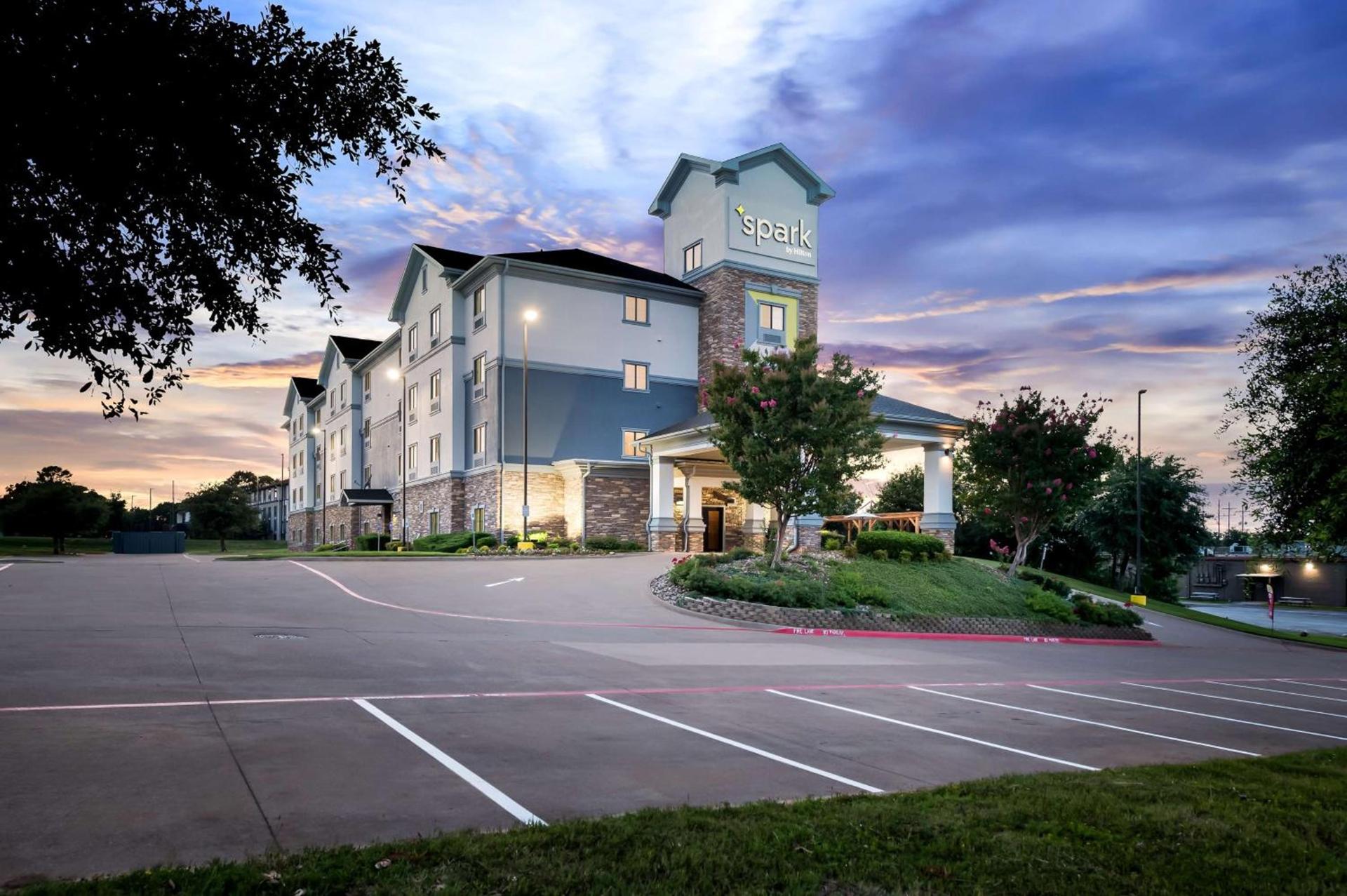Spark By Hilton Longview photo 9